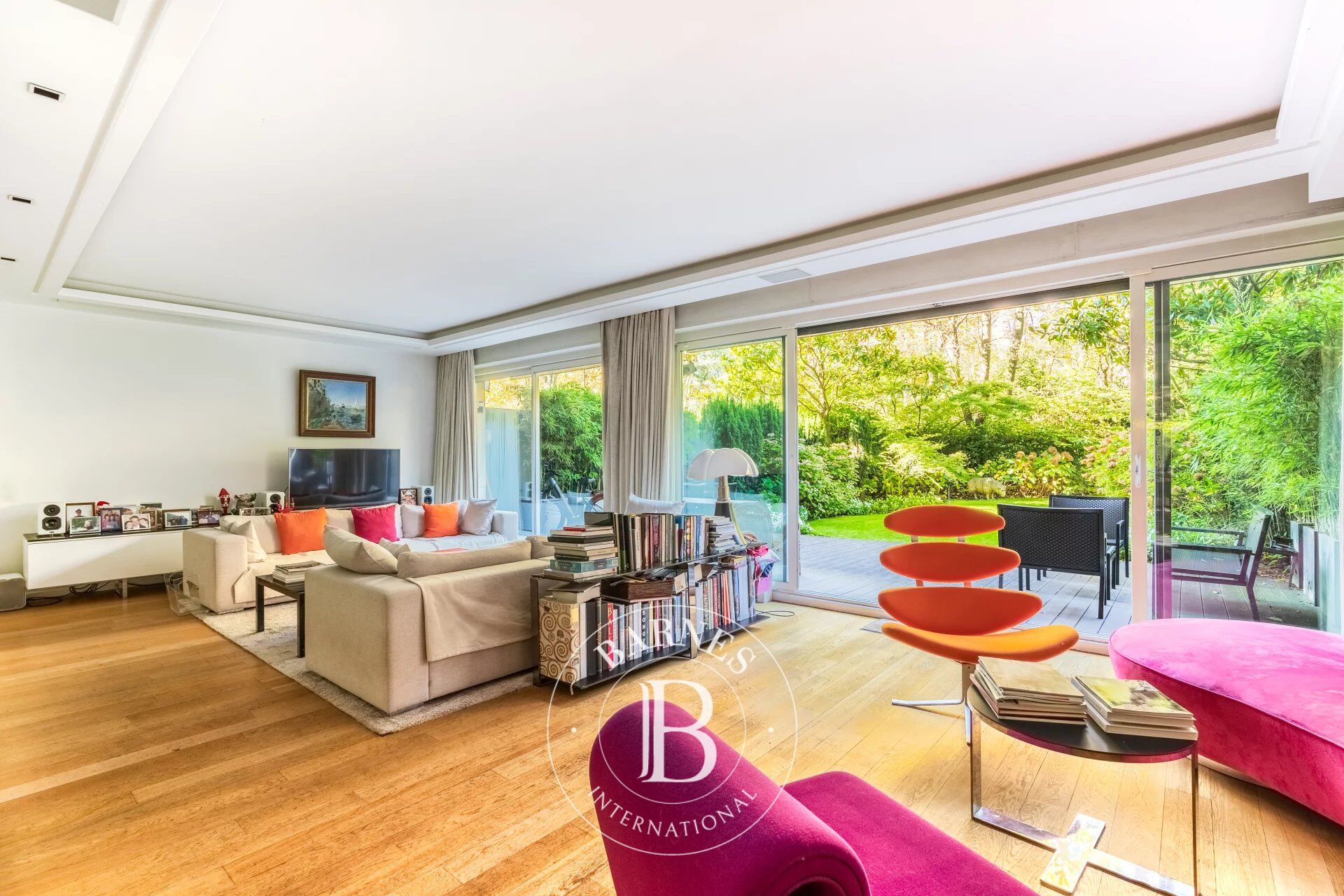 Neuilly Sainte Foy - Rez de jardin en duplex- 4 chambres - picture 3