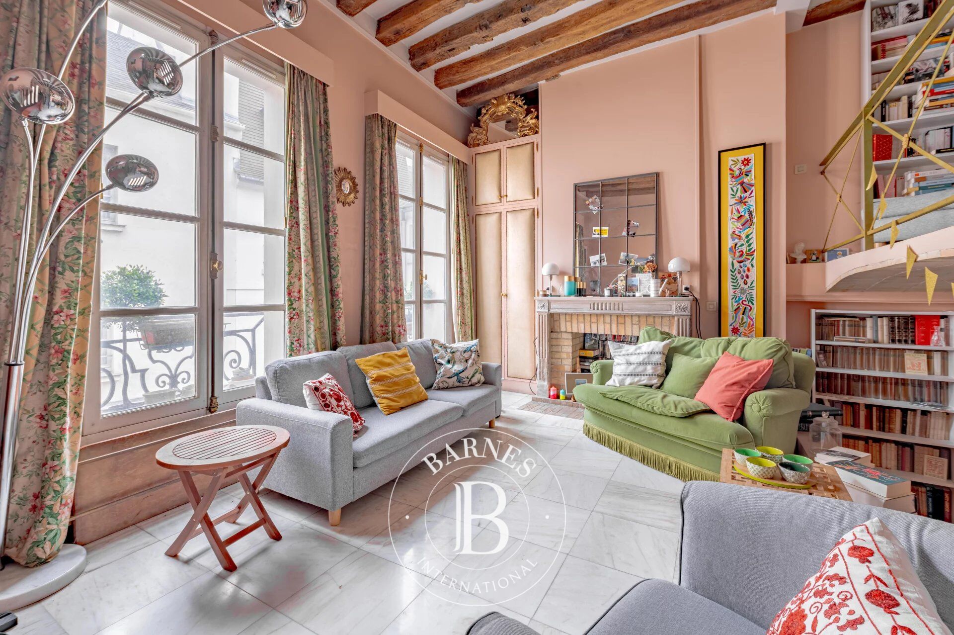 Paris 5 -  Rue Maître Albert - 91m² (980 sq ft) - Charm, great volume - picture 1