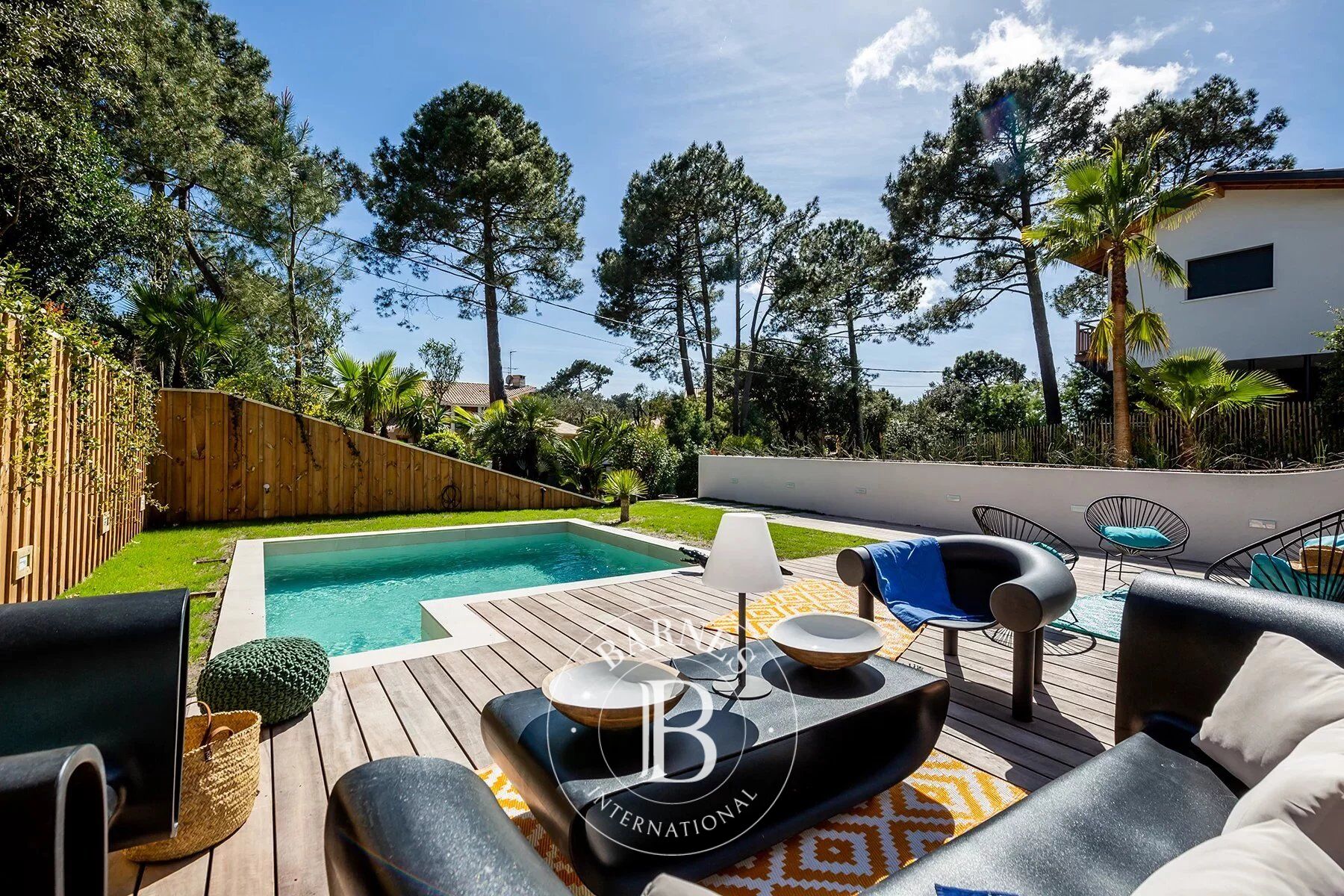 MAGNIFIQUE VILLA «EDEN» AU COEUR DU PYLA-SUR-MER, CAPACITÉ 16 PERSONNES - picture 3