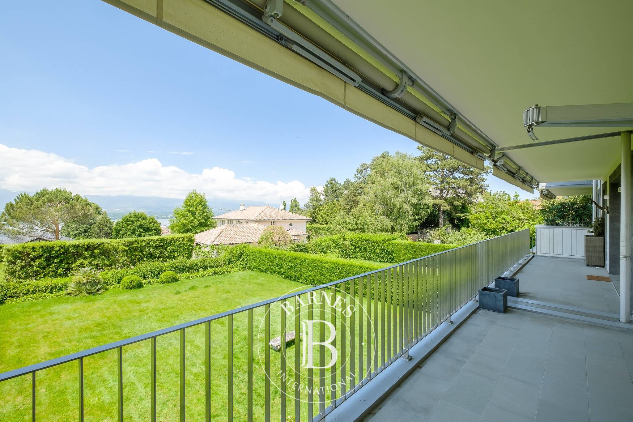 Daire Vésenaz - picture 4