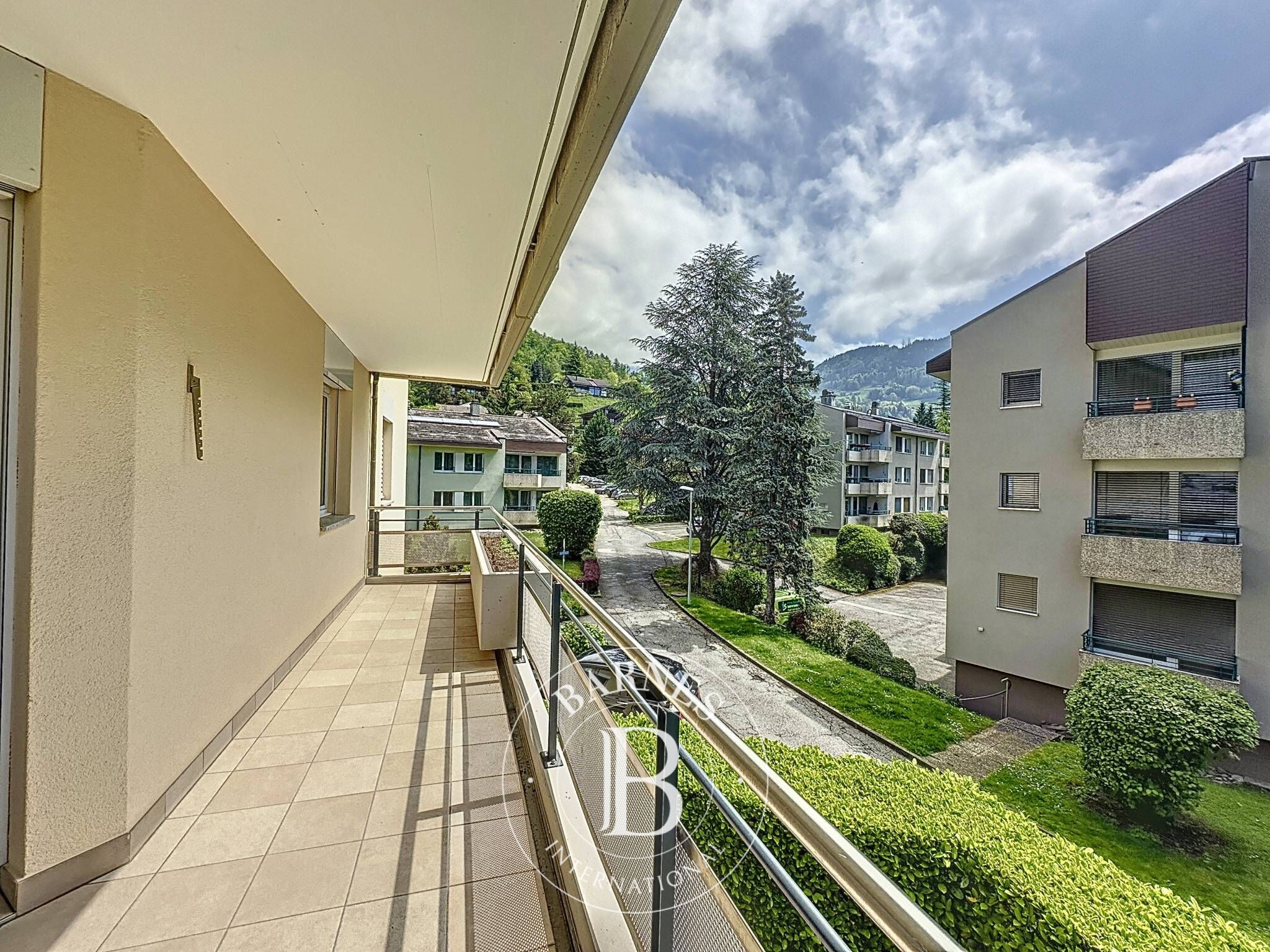 Daire Blonay - picture 24