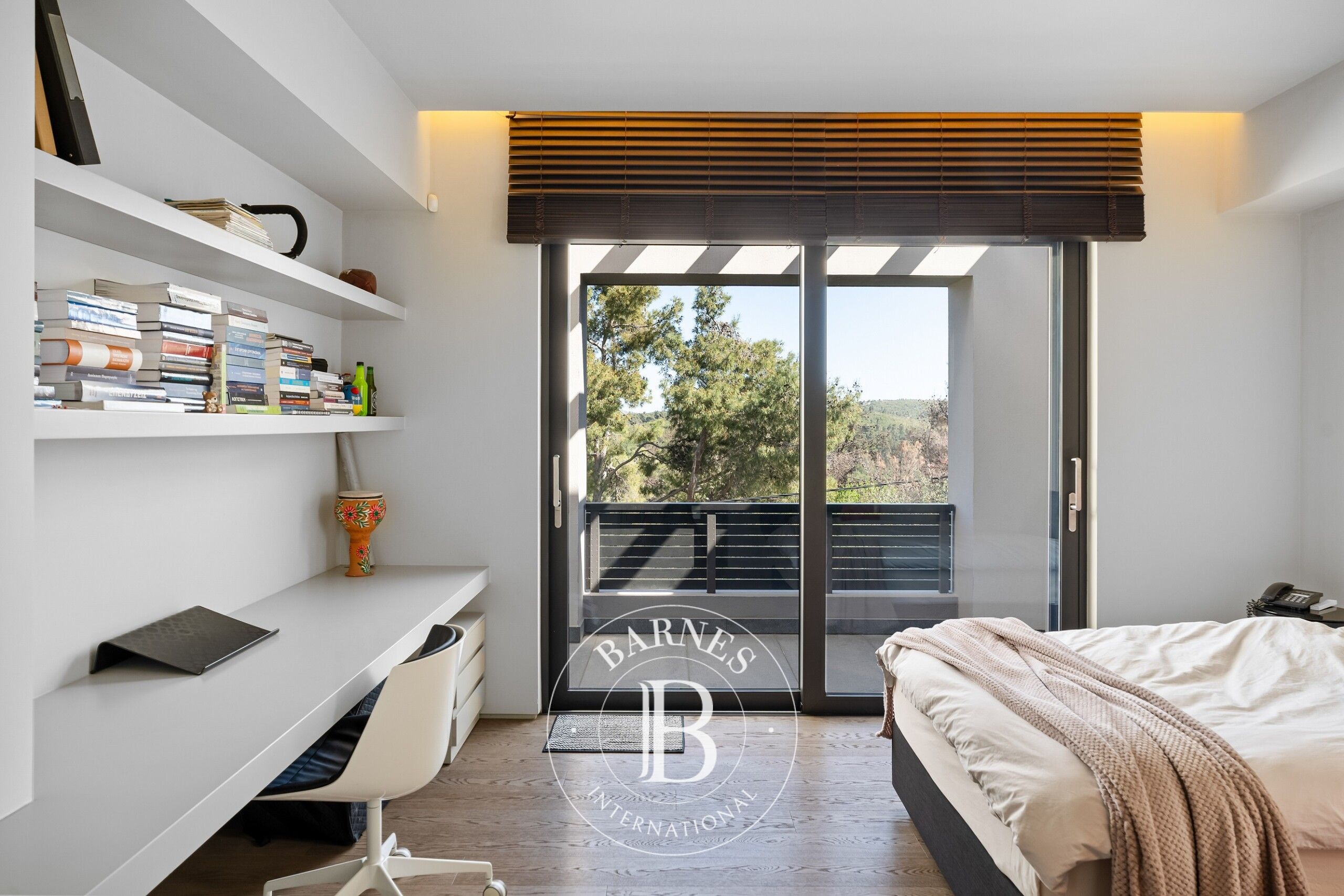 Ev Stamata - picture 13