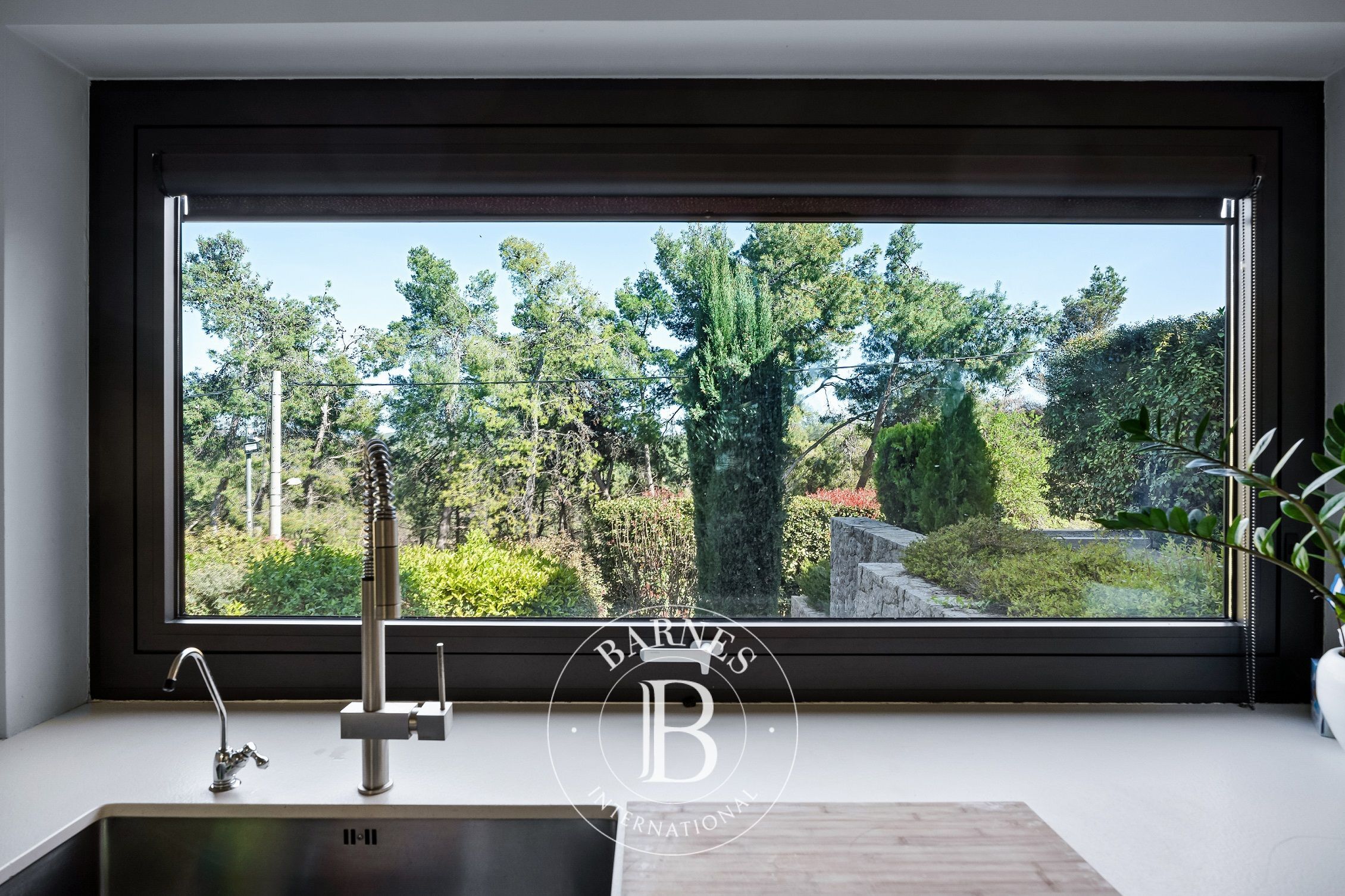 Ev Stamata - picture 10