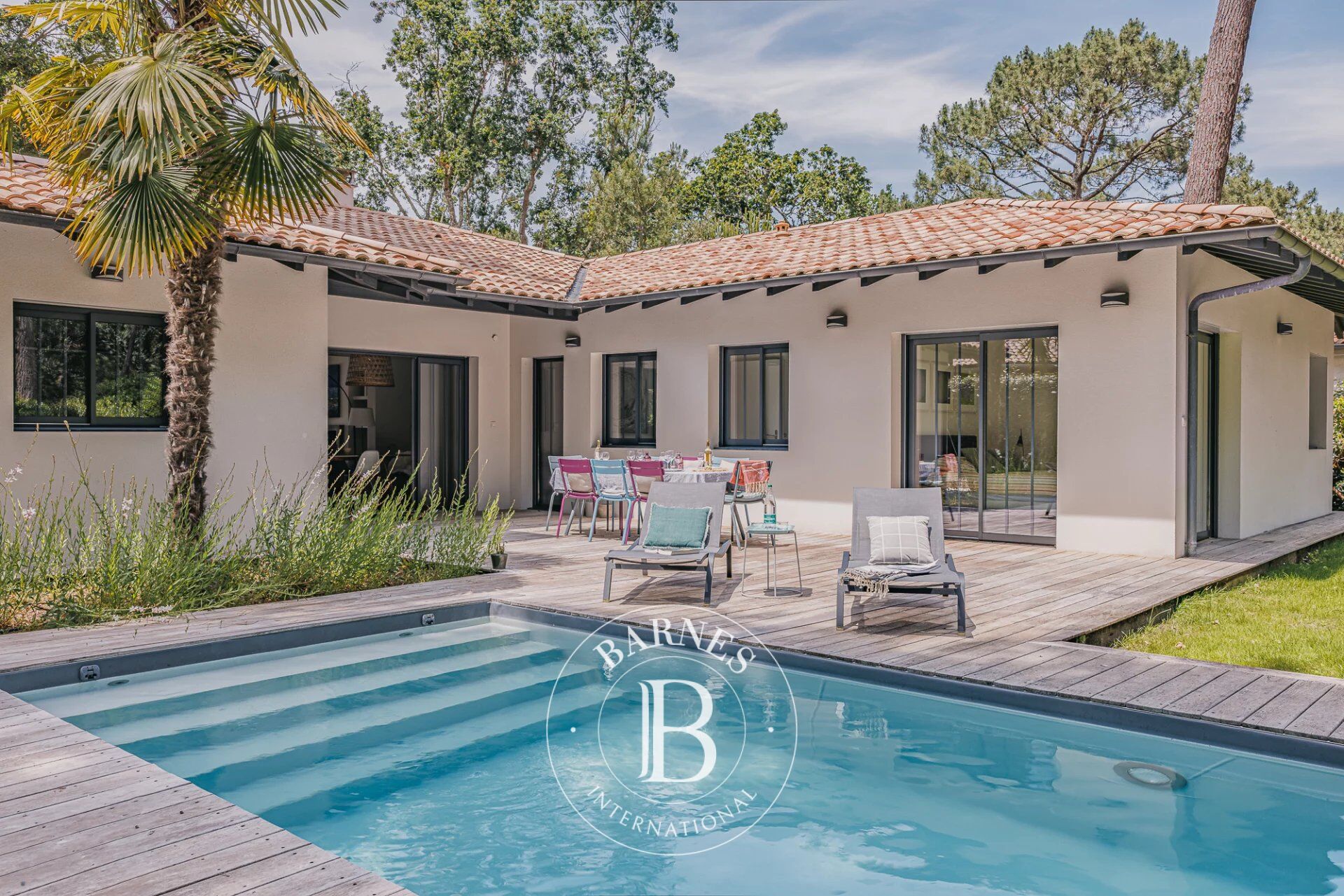 VILLA «LES CIGALES», ÉLÉGANTE CONTEMPORAINE AVEC PISCINE - 8 PERSONNES - picture 3