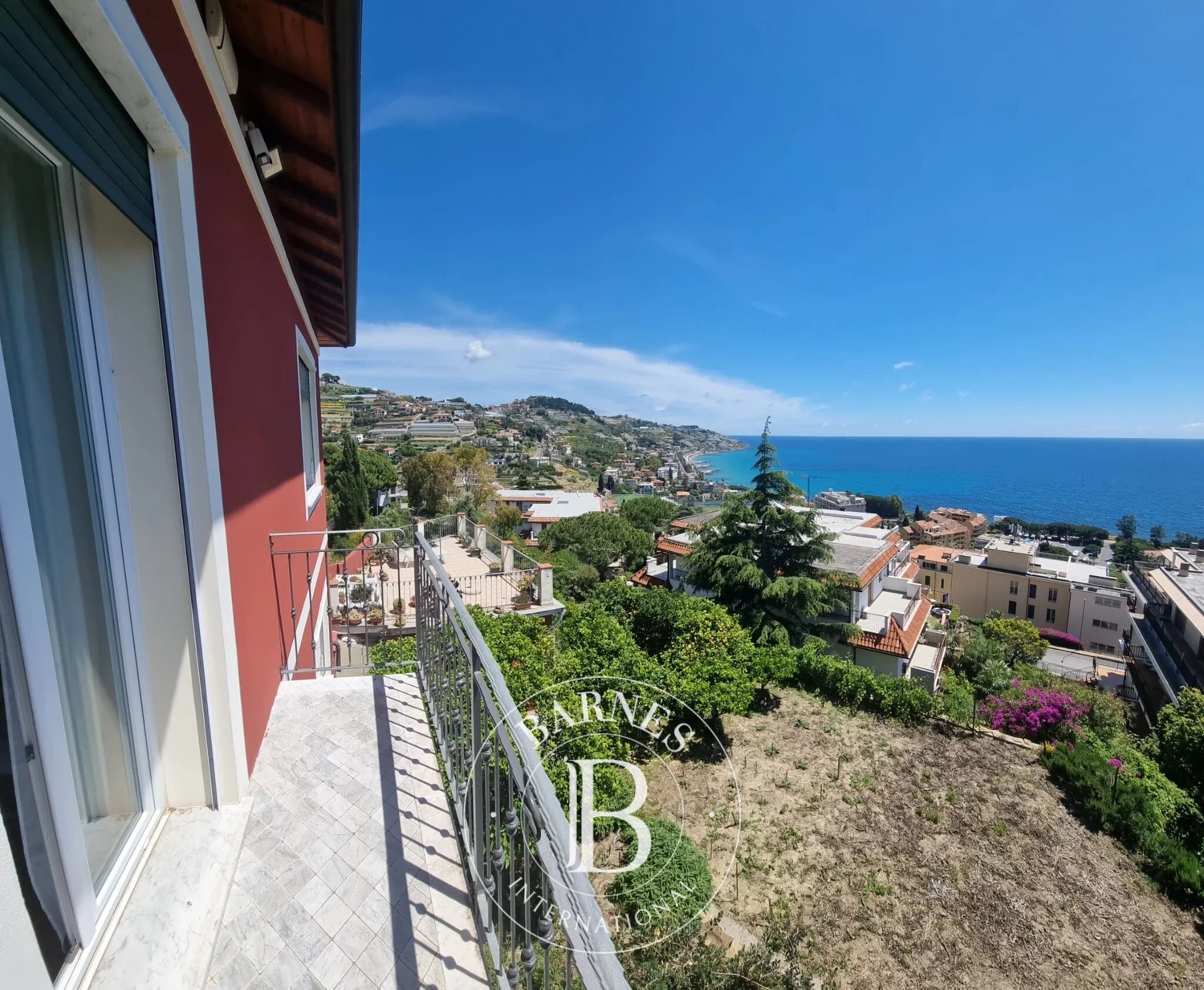 Villa Sanremo - picture 4