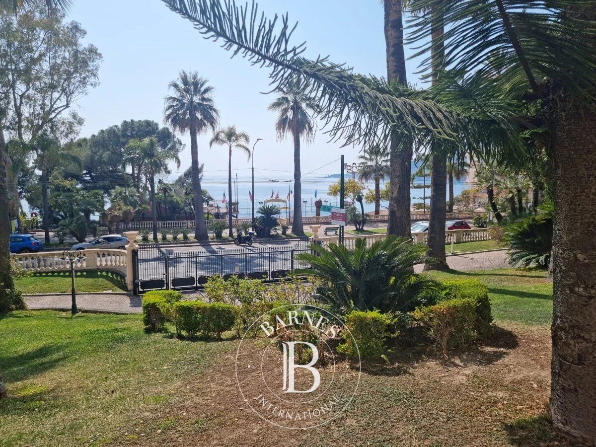 Apart otel Ospedaletti