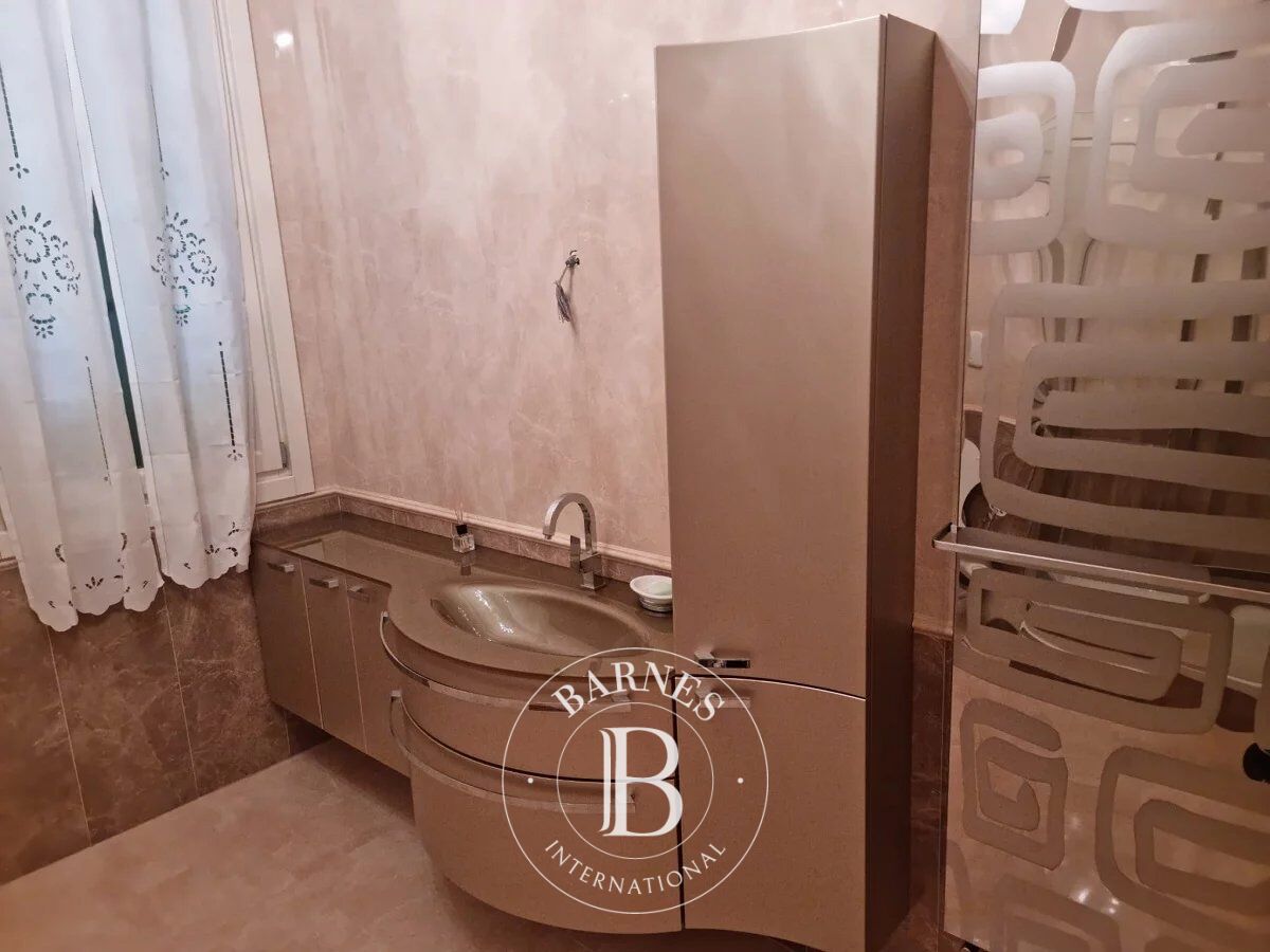 Apart otel Ospedaletti - picture 13