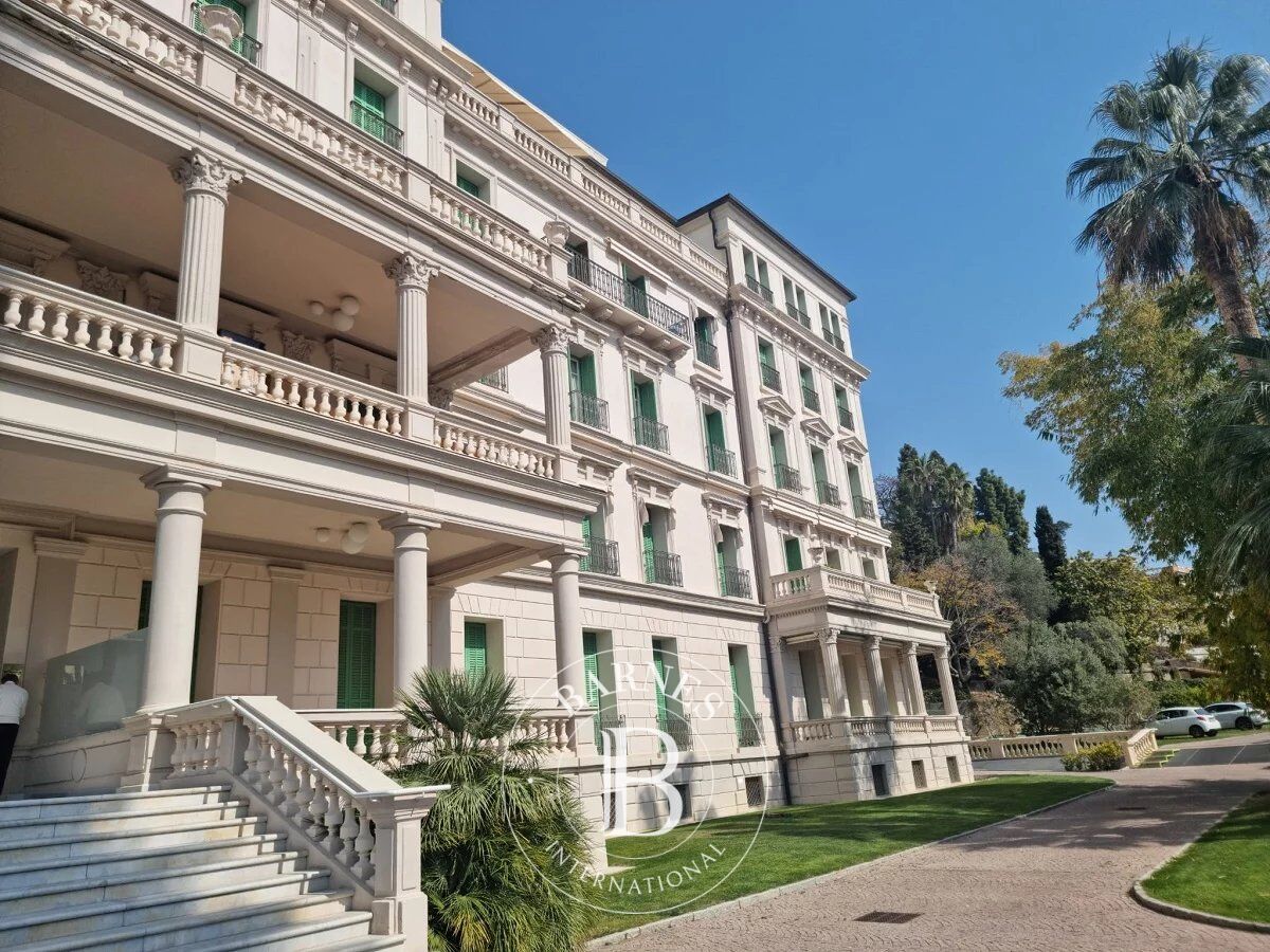 Apart otel Ospedaletti - picture 4