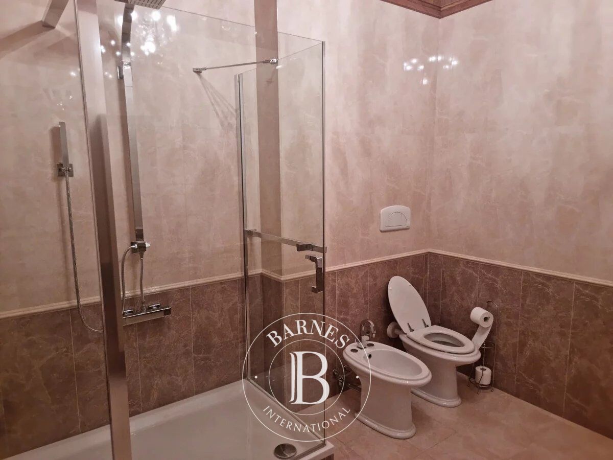 Apart otel Ospedaletti - picture 10