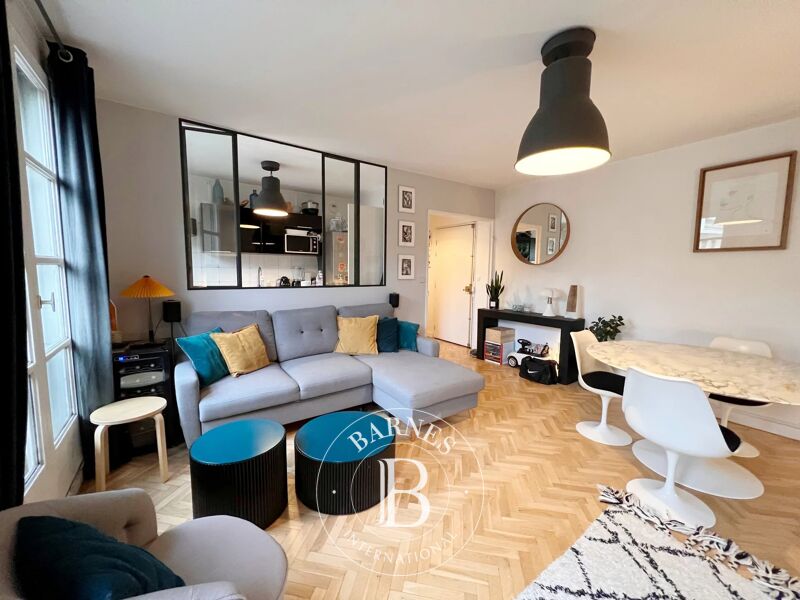 Saint-Germain-en-Laye - Quartier Ursulines - Appartement 3 pièces (2 chambres) - Possibilité parking