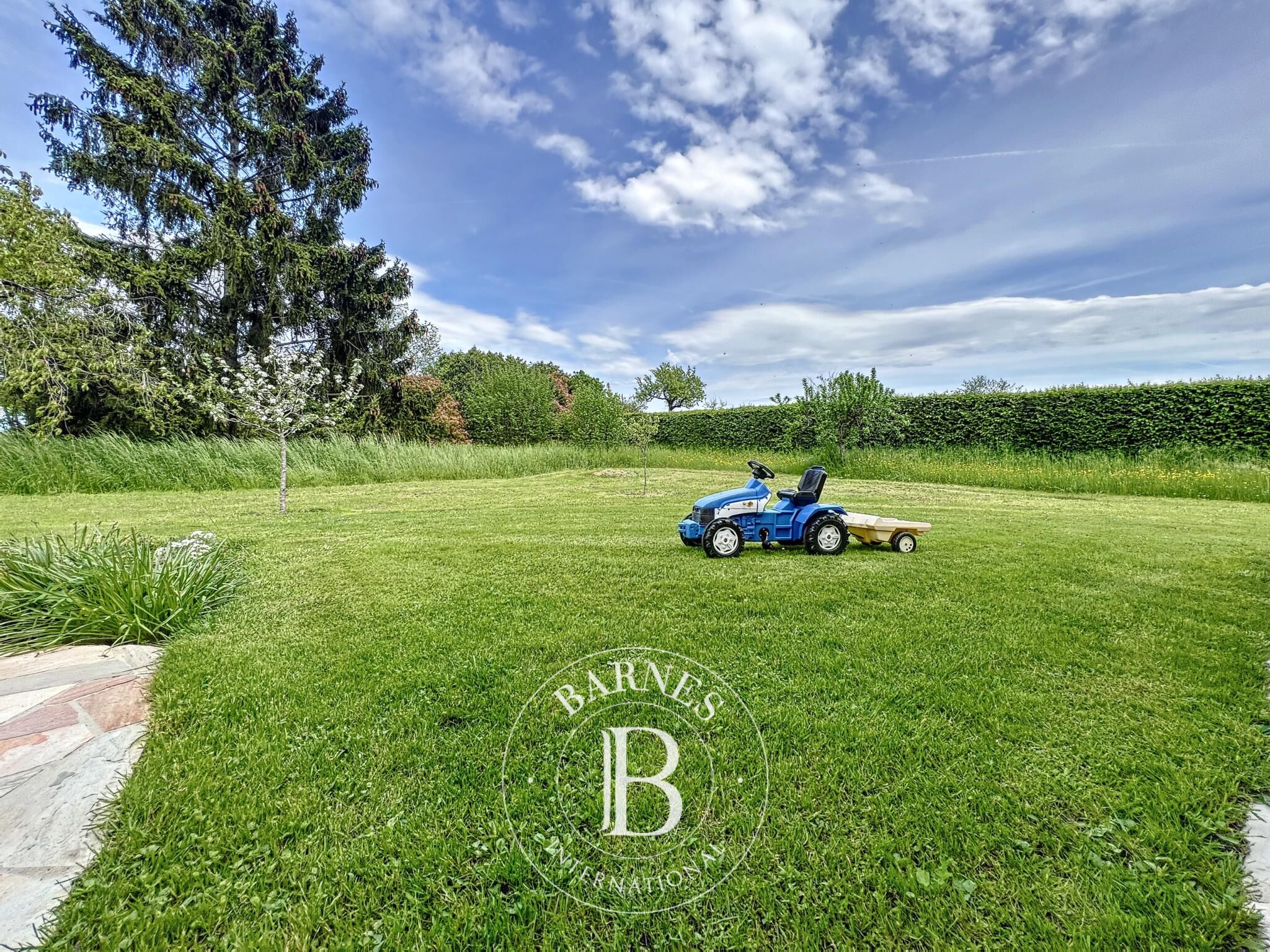 Haus for sale Founex 7 rooms 2 490 000SFr.