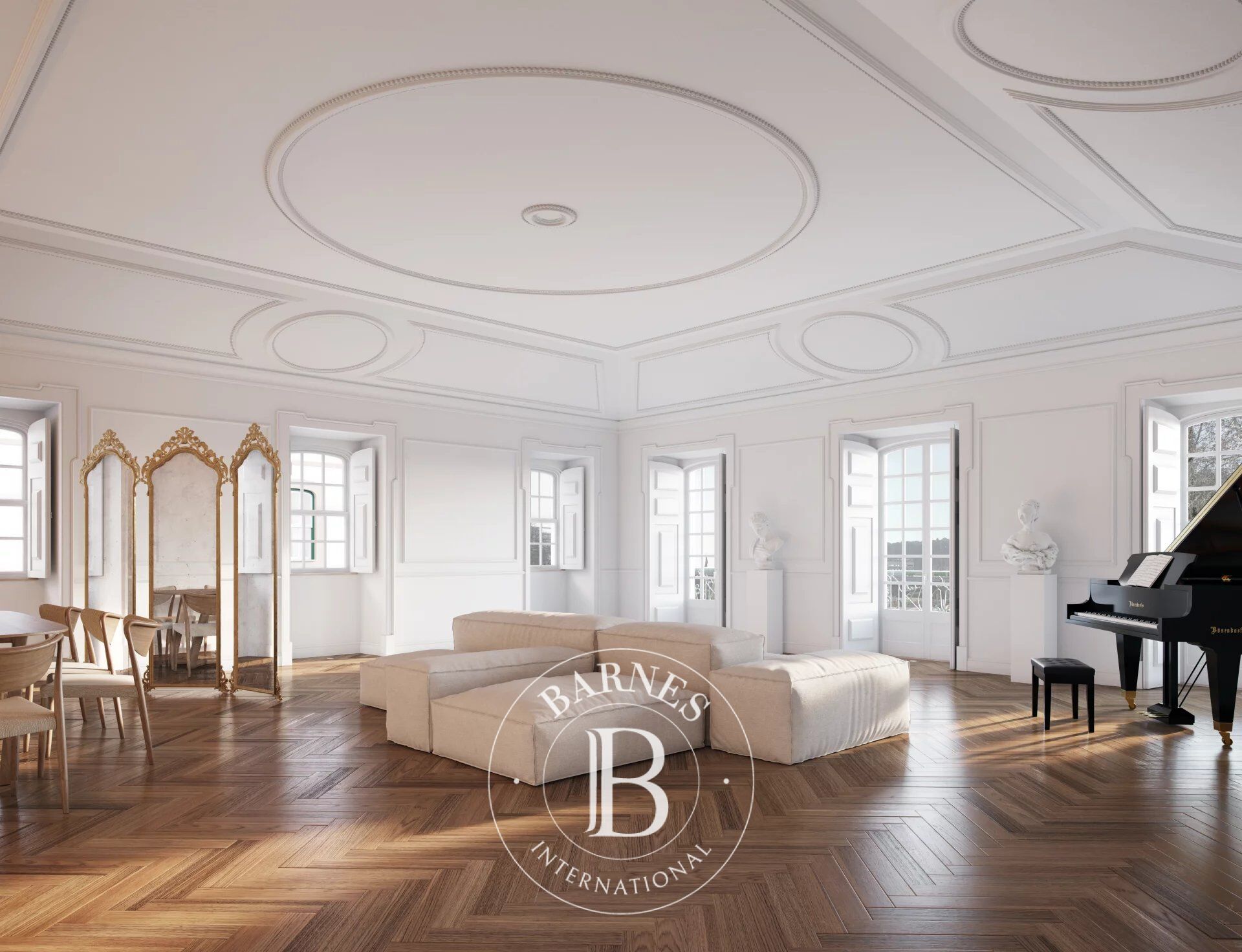 Living in an Old Palace - picture 1