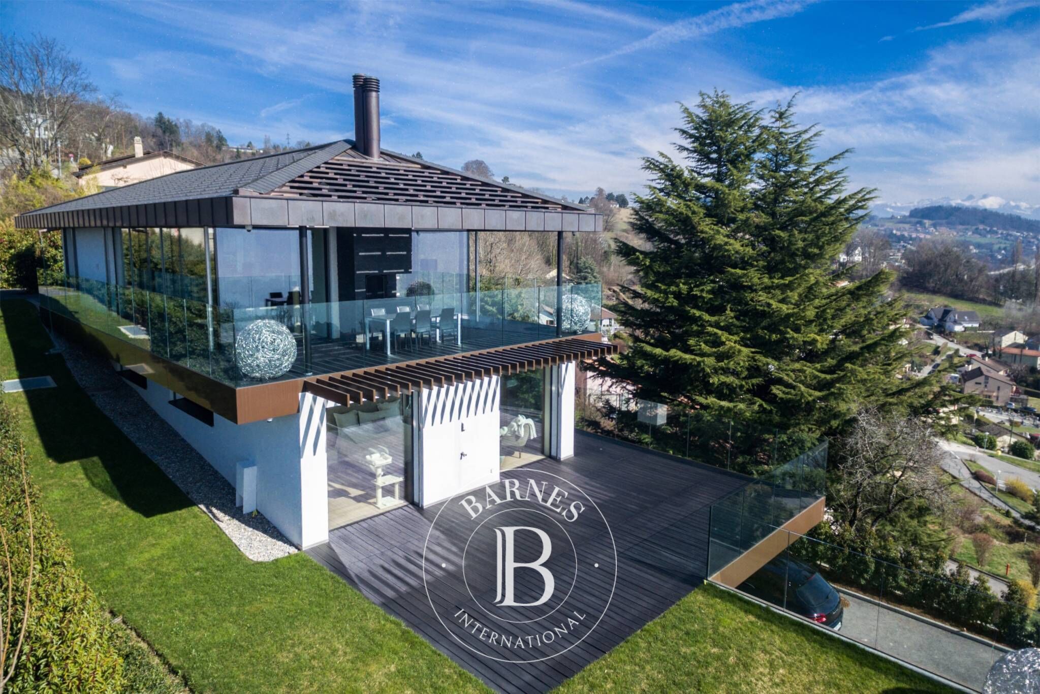 Villa Belmont s/Lausanne - picture 1