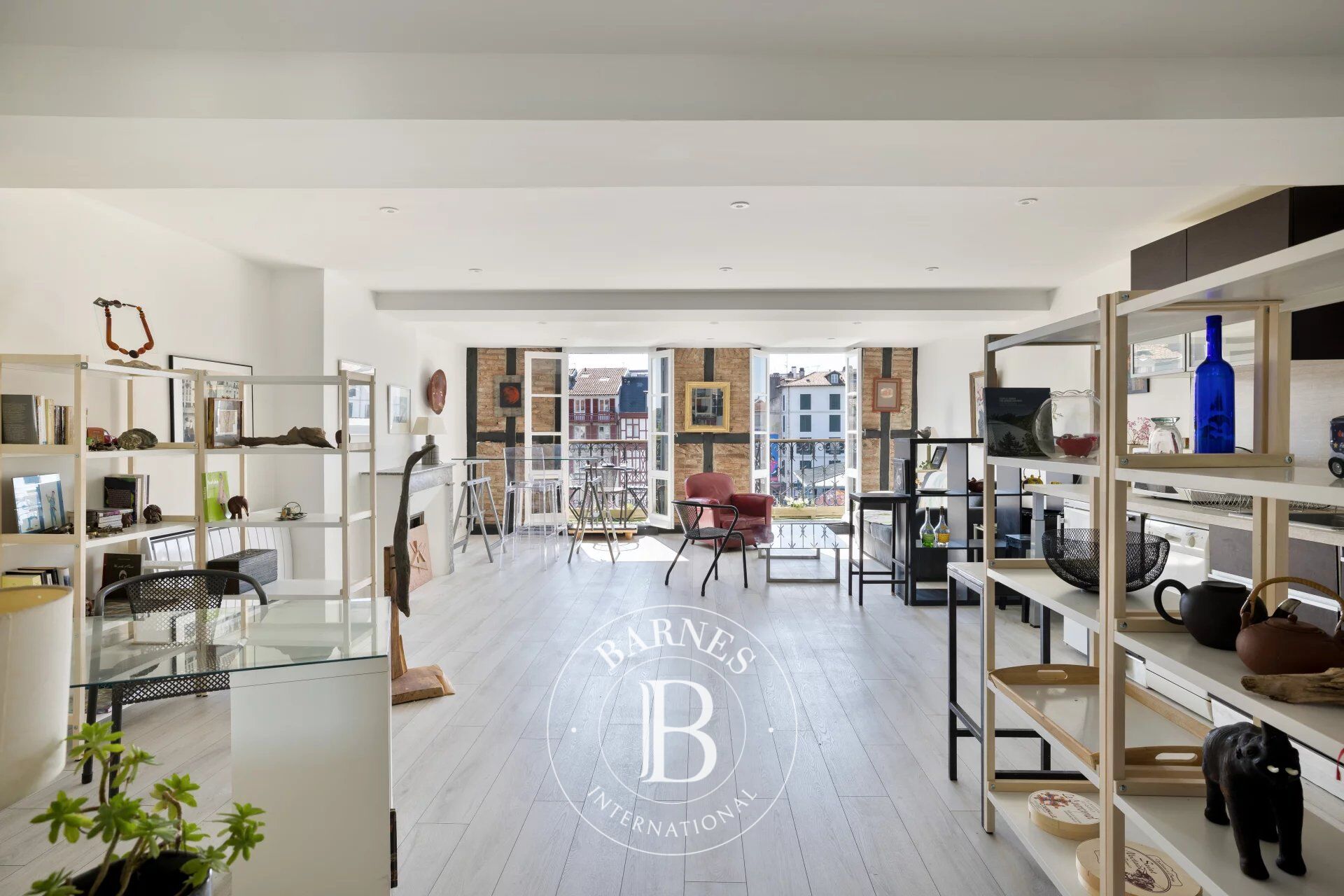 BAYONNE- CORAZÓN DE CIUDAD, APARTAMENTO CON BALCÓN, VISTAS AL RÍO - picture 2