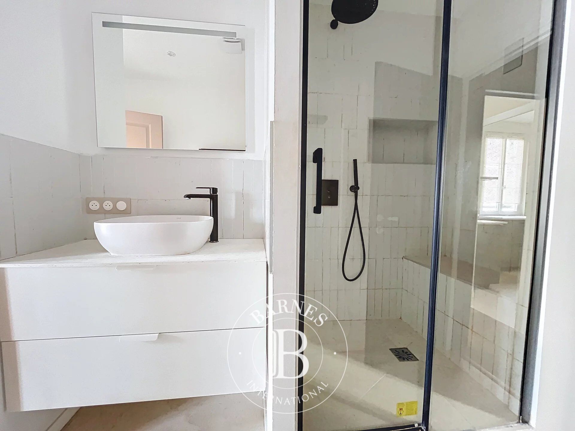 Zu vermieten Wohnung | Paris 10ème - picture 6