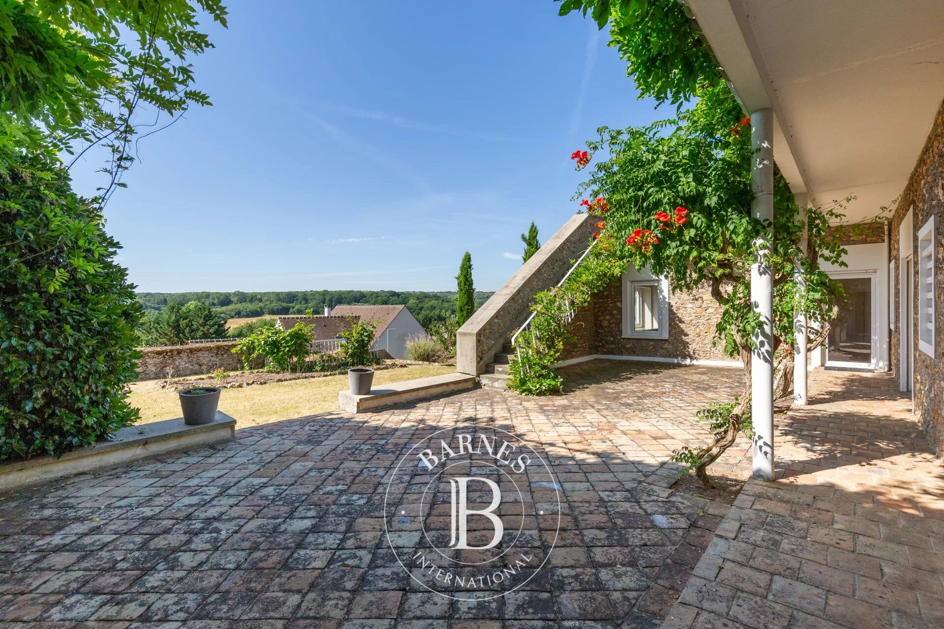 CHAMBOURCY - HOUSE - PANORAMIC VIEW - COMPLETE PEACE AND QUIET - picture 3