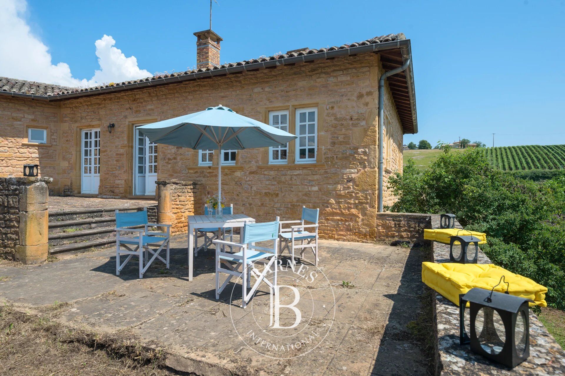 Cogny - Character property 187 sqm - Land of 1384 sqm - 3 bedrooms - picture 1