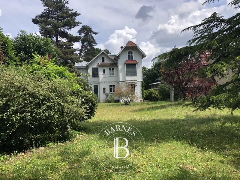 Sold, House Le Vésinet