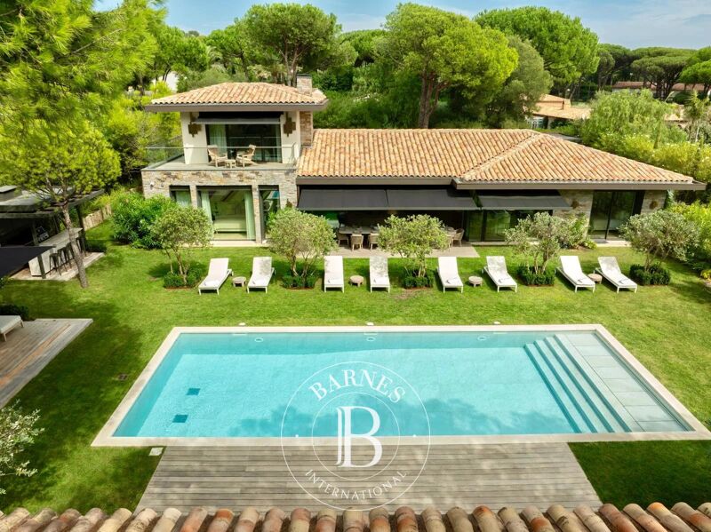 RAMATUELLE - NEW VILLA - 6 BEDROOMS + 2 STAFF - NEAR BEACH - SWIMMING POOL - GYM