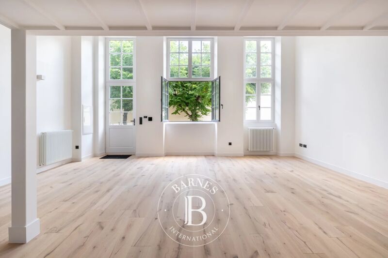 For Sale, House Saint-Germain-en-Laye - picture 1