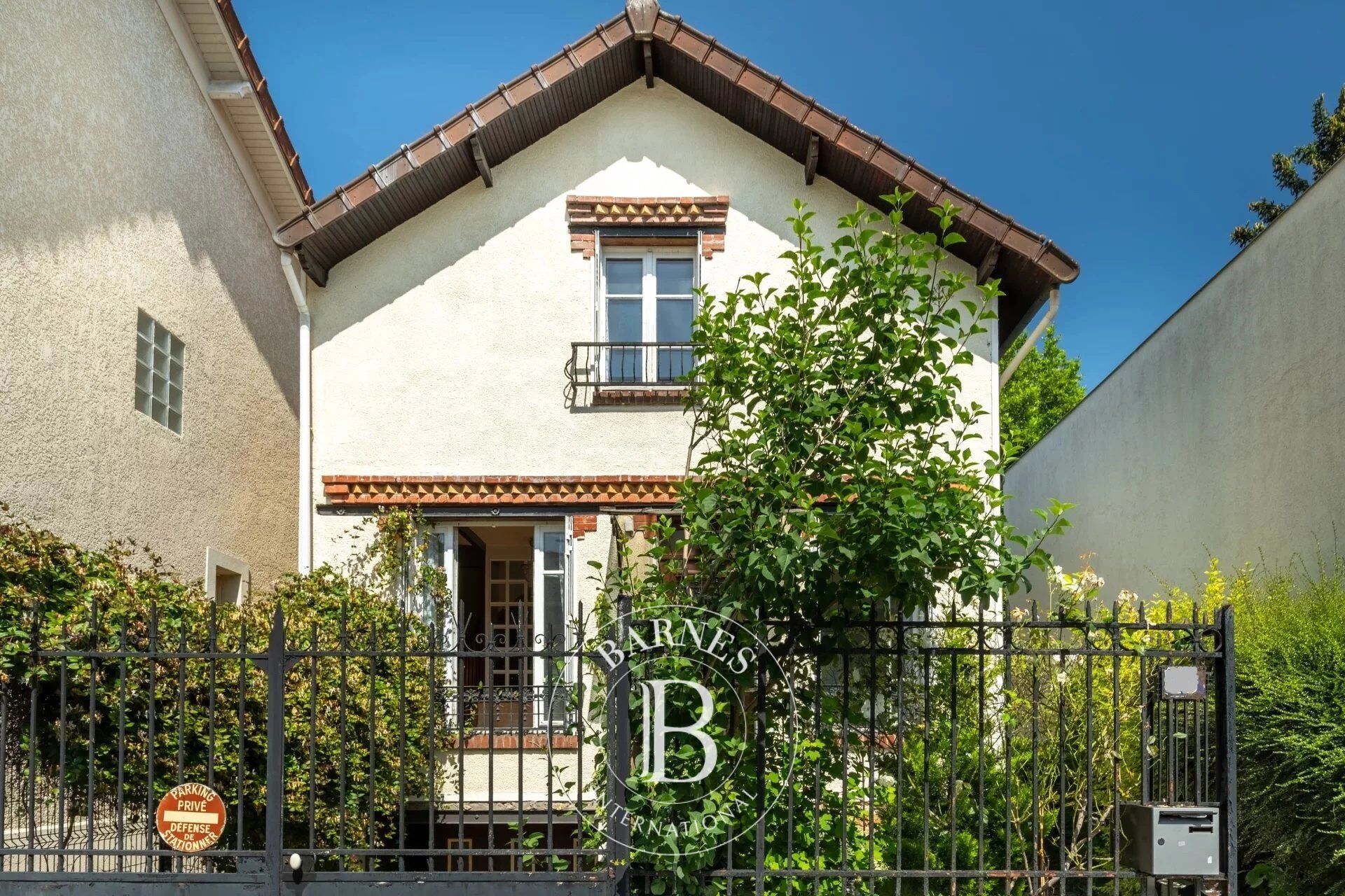 Casa Versailles - picture 3