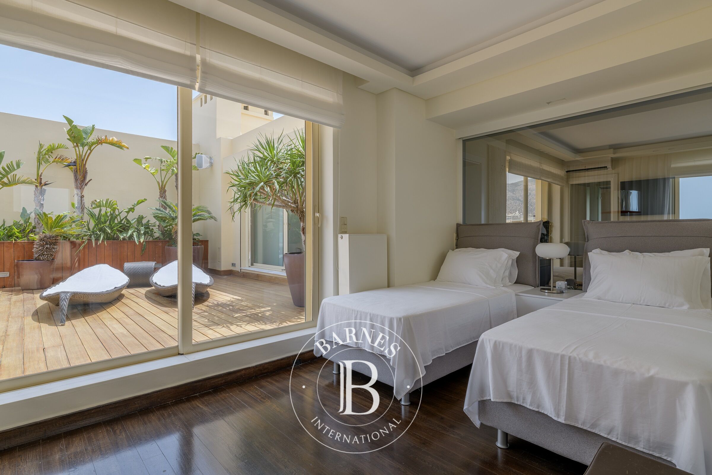 Daire Glyfada - picture 11