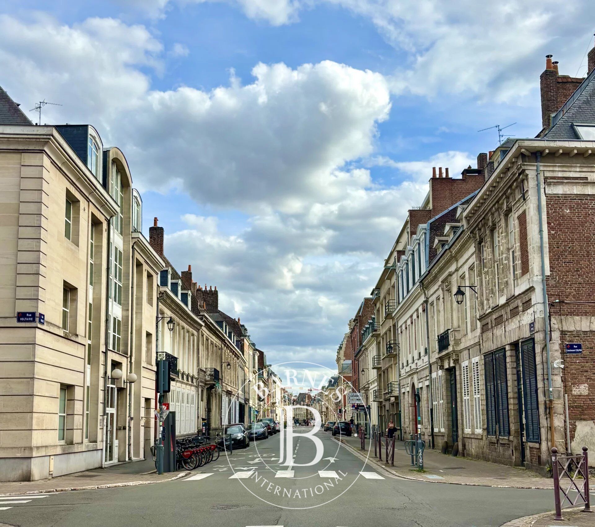 Vieux-Lille Royale, T2 en Duplex et possibilité parking - picture 1