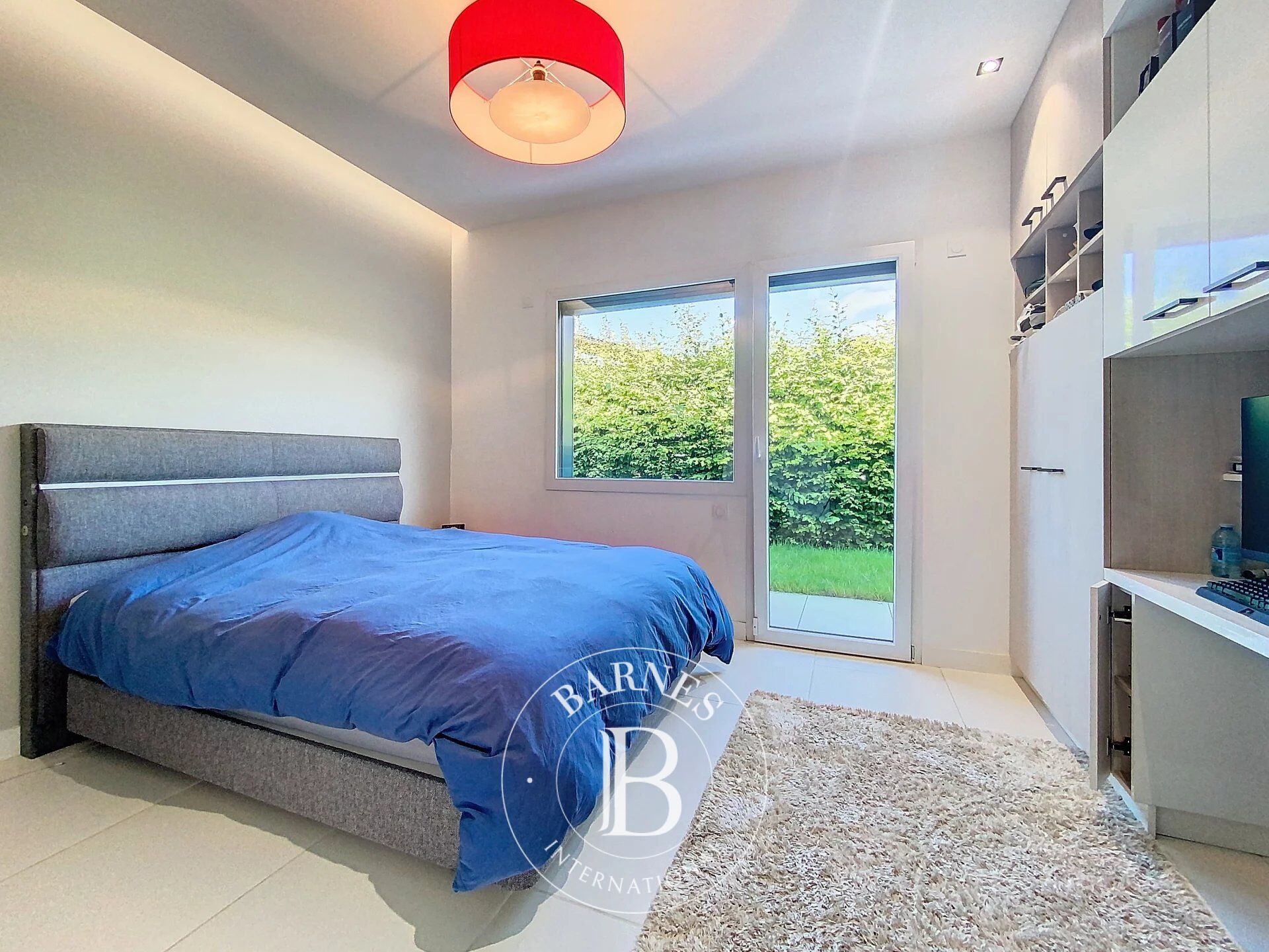 Ev Neuvecelle - picture 5