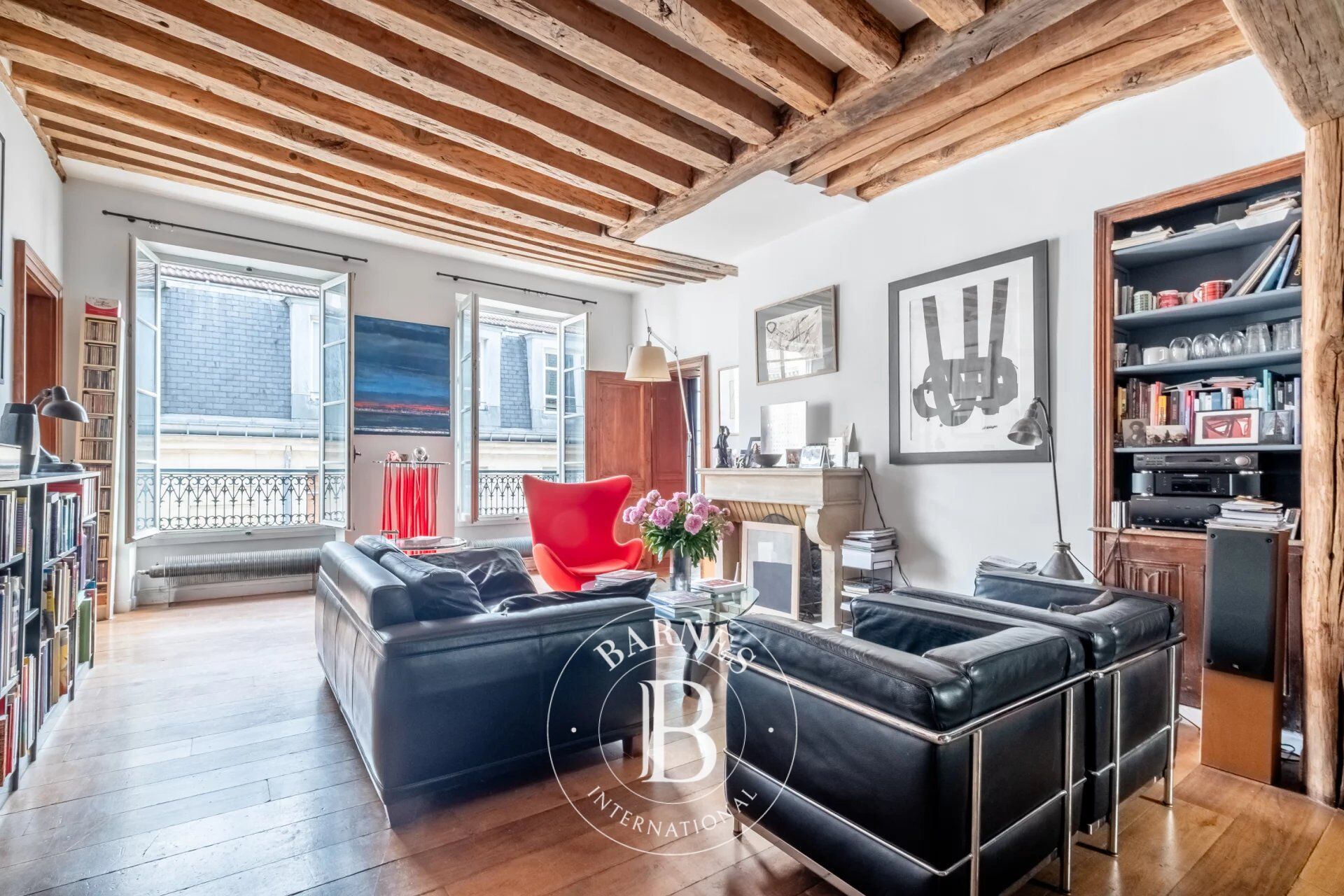 Paris 7 - Bac / Verneuil - 4 chambres - picture 2