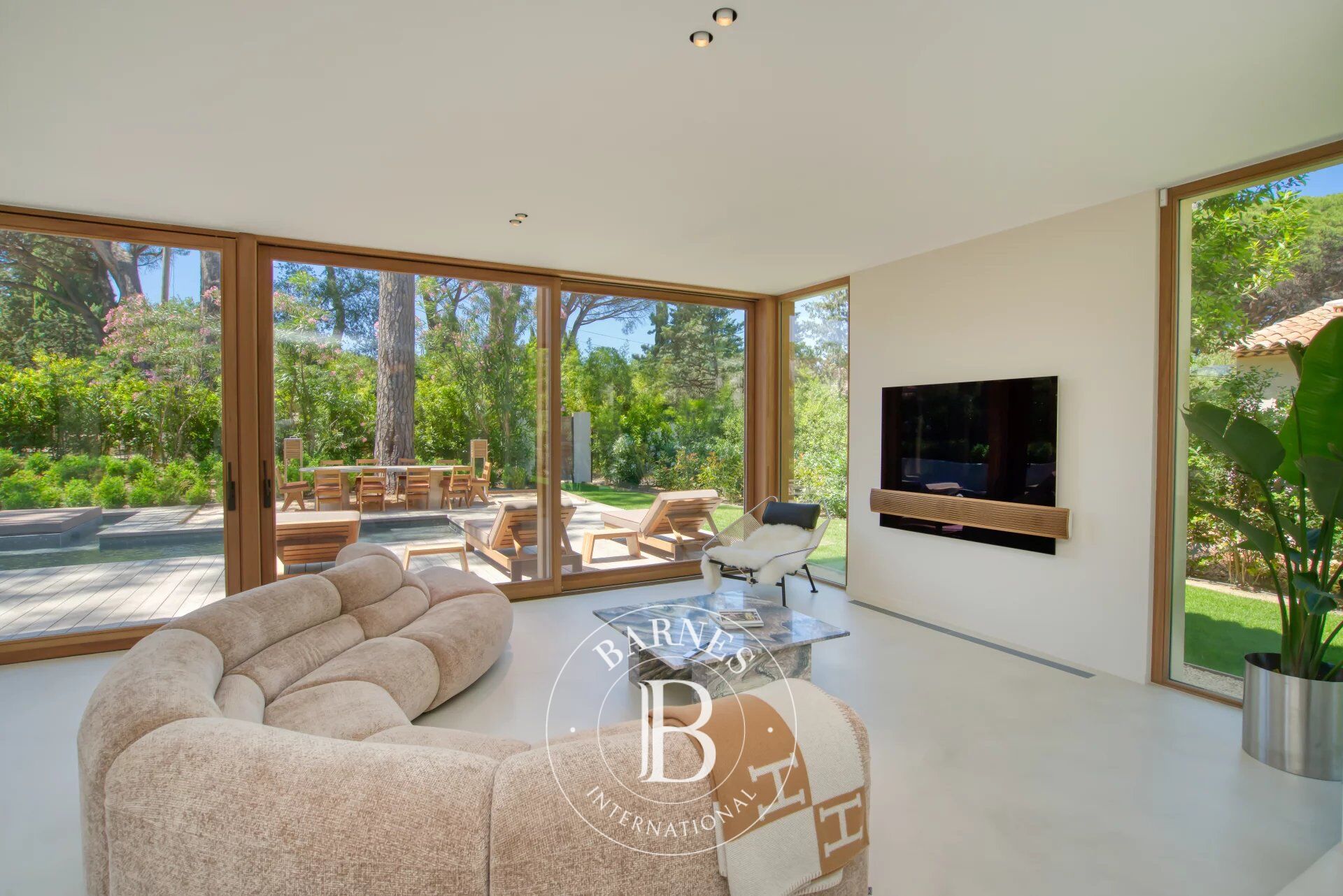 Villa Saint-Tropez - picture 2