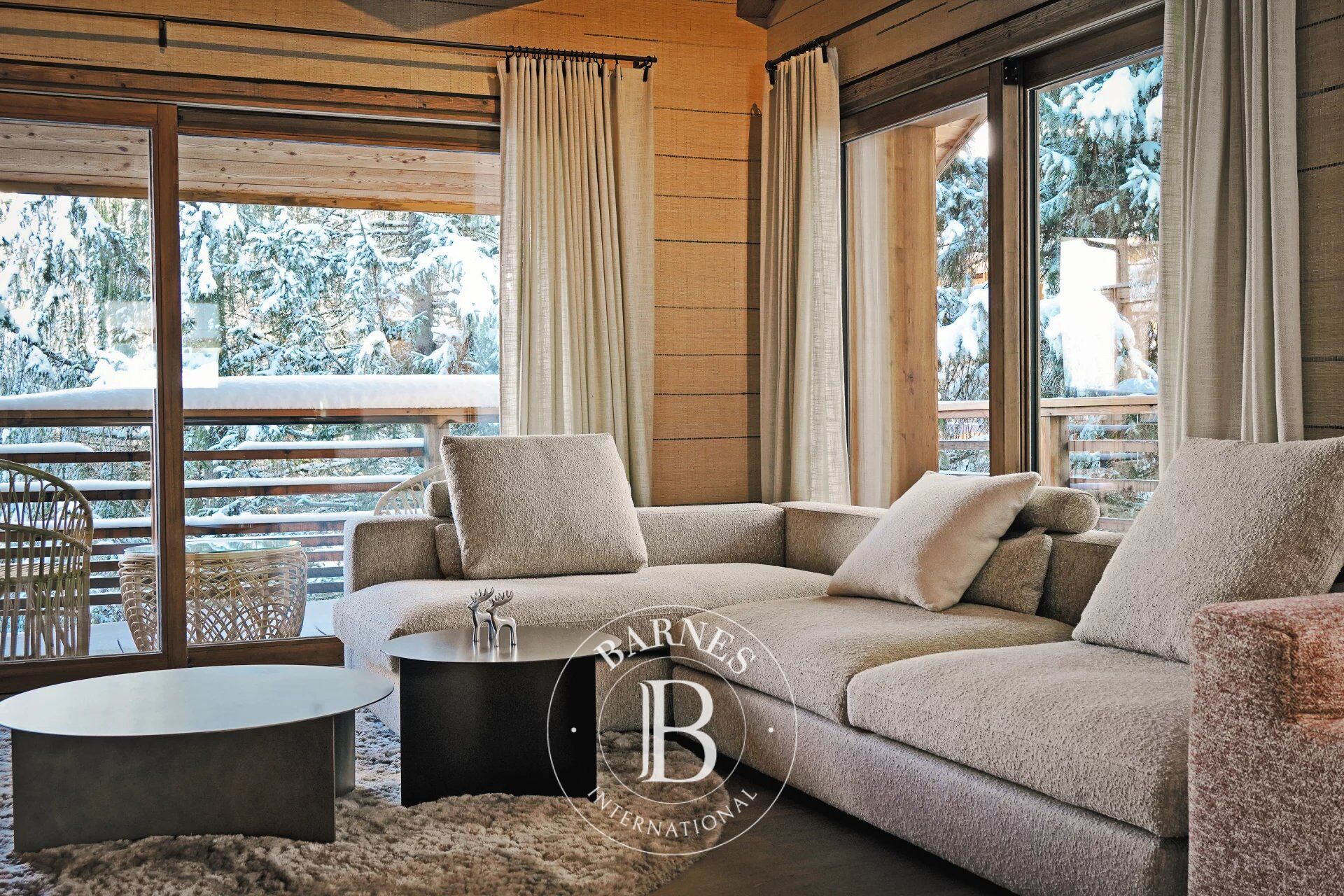 Chalet Serenis: an exceptional setting - picture 2