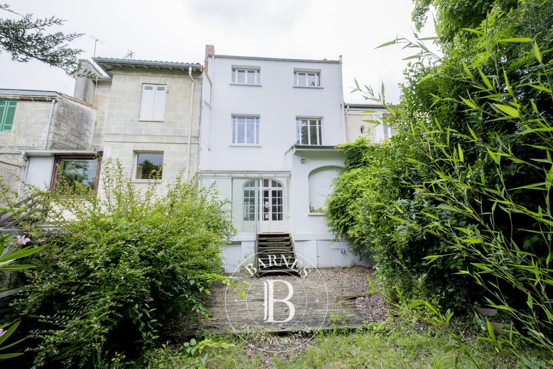 Bordeaux Croix blanche area - 195 sqm house with 200 sqm garden - garage - to renovate - picture 3