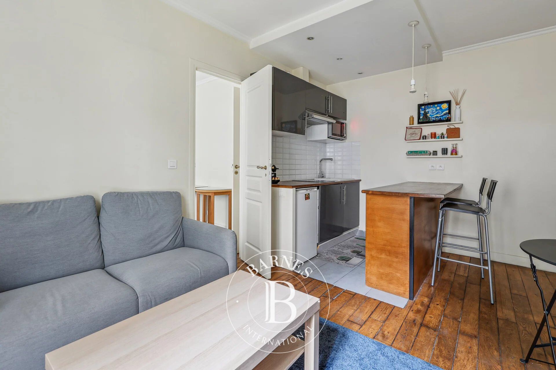 Paris 7 - Ecole Militaire - 2 pièces au sein d'un immeuble de bon standing - picture 3