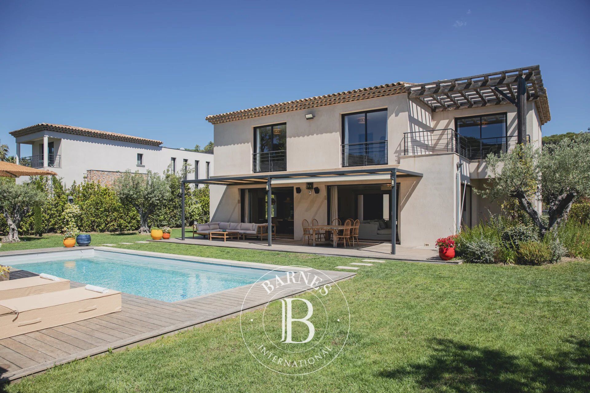 Villa Saint-Tropez - picture 1