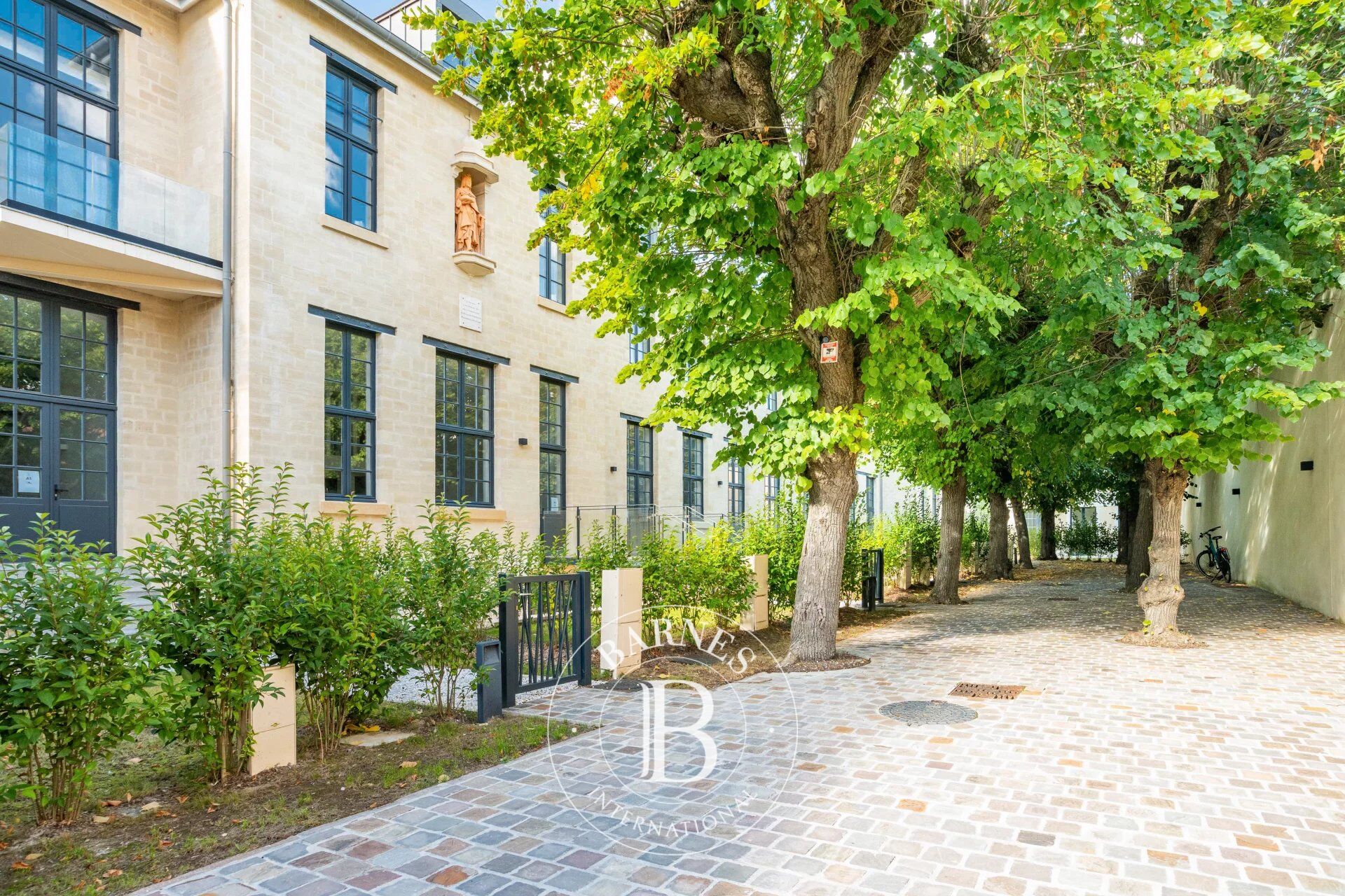 Saint-Germain-en-Laye - Centre ville - Appartement 3 pièces (2 chambres) - picture 2