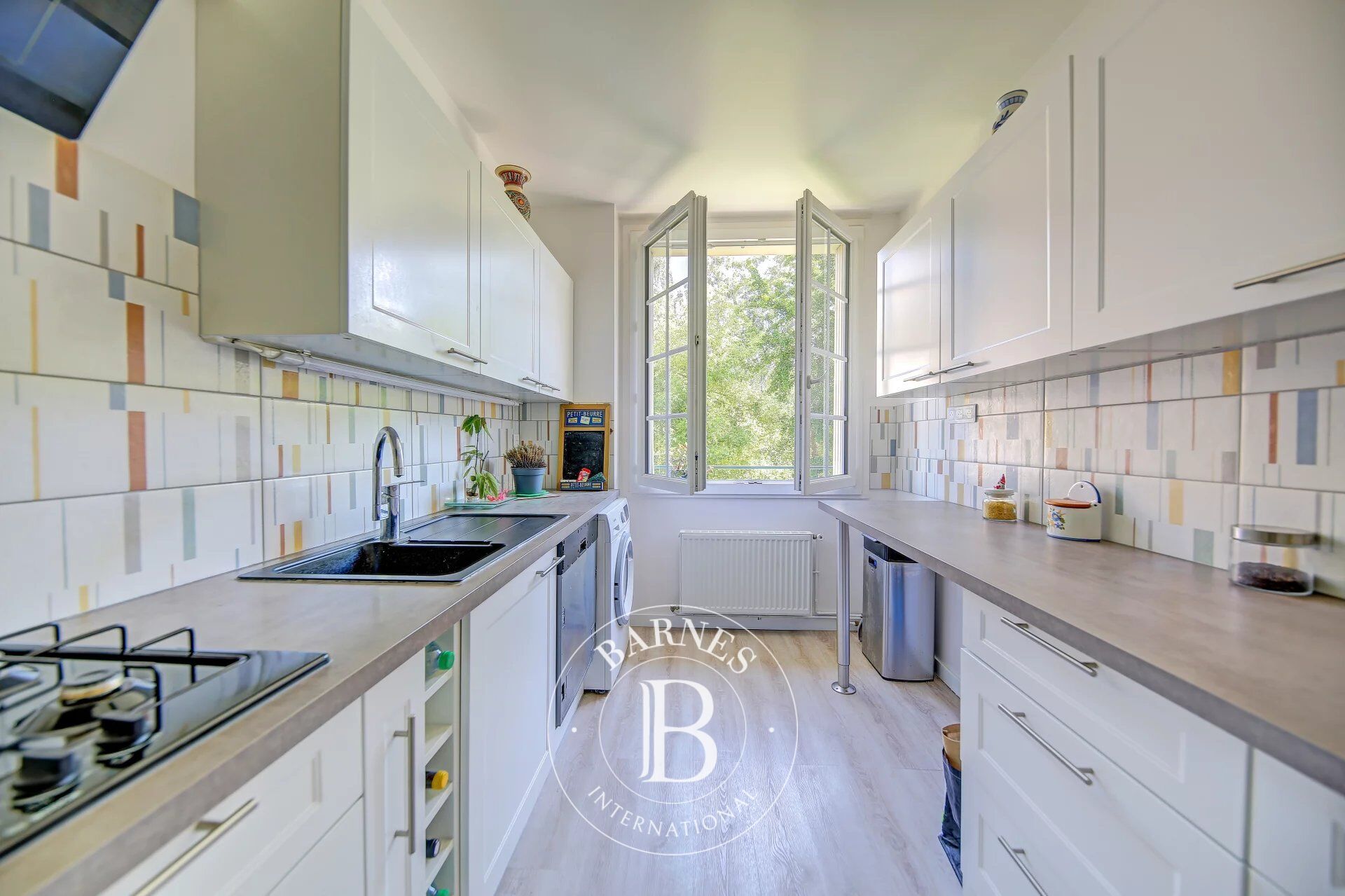 Versailles Notre-Dame / Ermitage - Fully renovated 3-bed apartment - Unobstructed view - picture 3