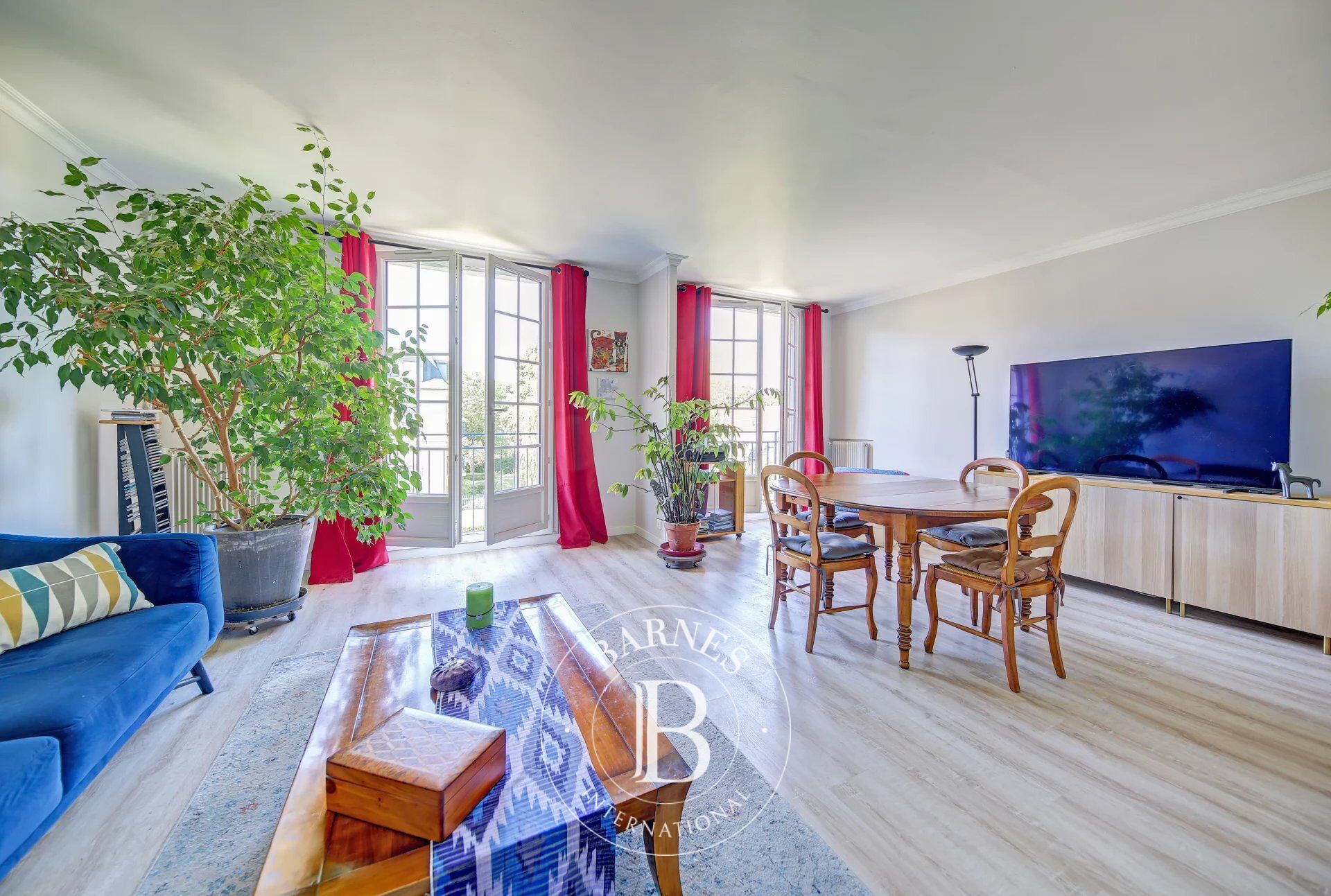 Versailles Notre-Dame / Ermitage - Fully renovated 3-bed apartment - Unobstructed view - picture 2