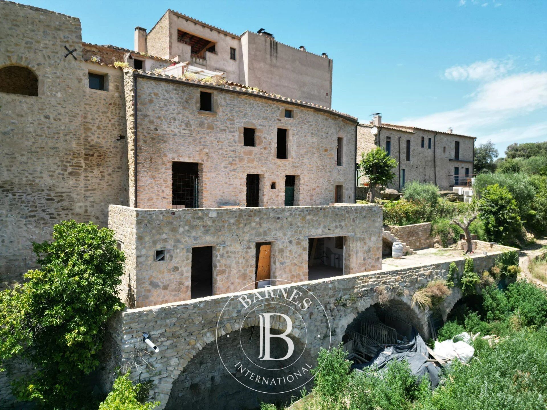 Town house to renovate in Madremanya, Gironès. - picture 2