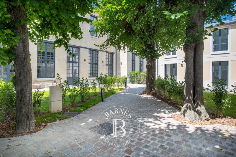 For Sale, House Saint-Germain-en-Laye - picture 1