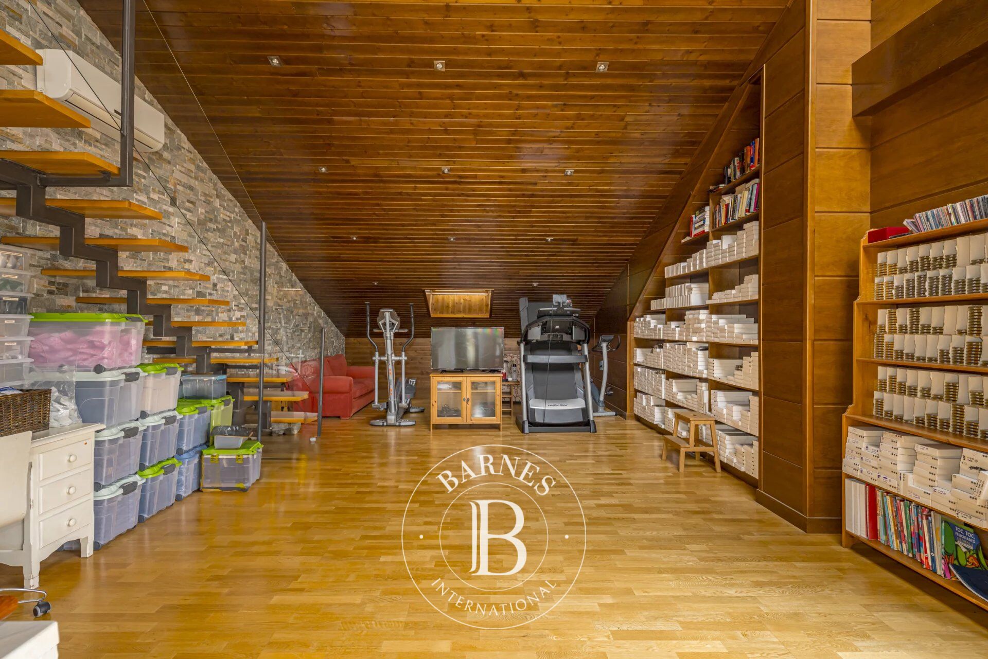 Ev Madrid - picture 5