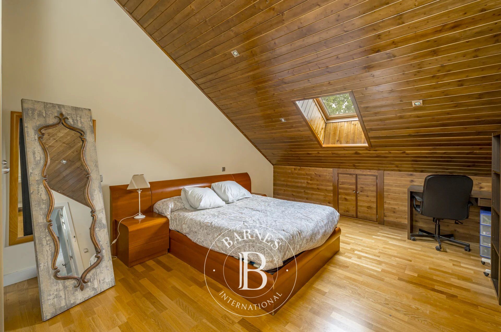 Ev Madrid - picture 6