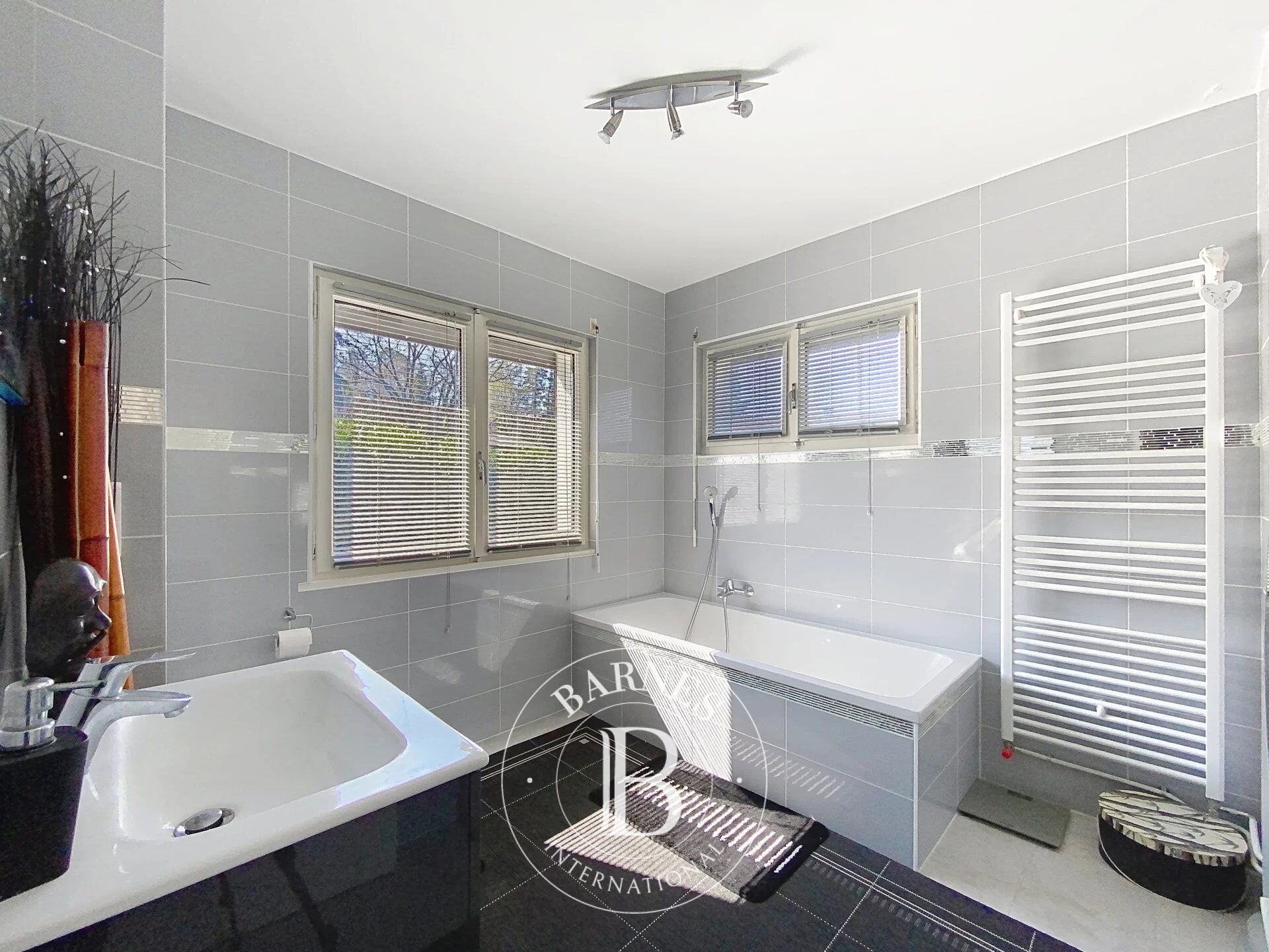 Ev Publier - picture 13