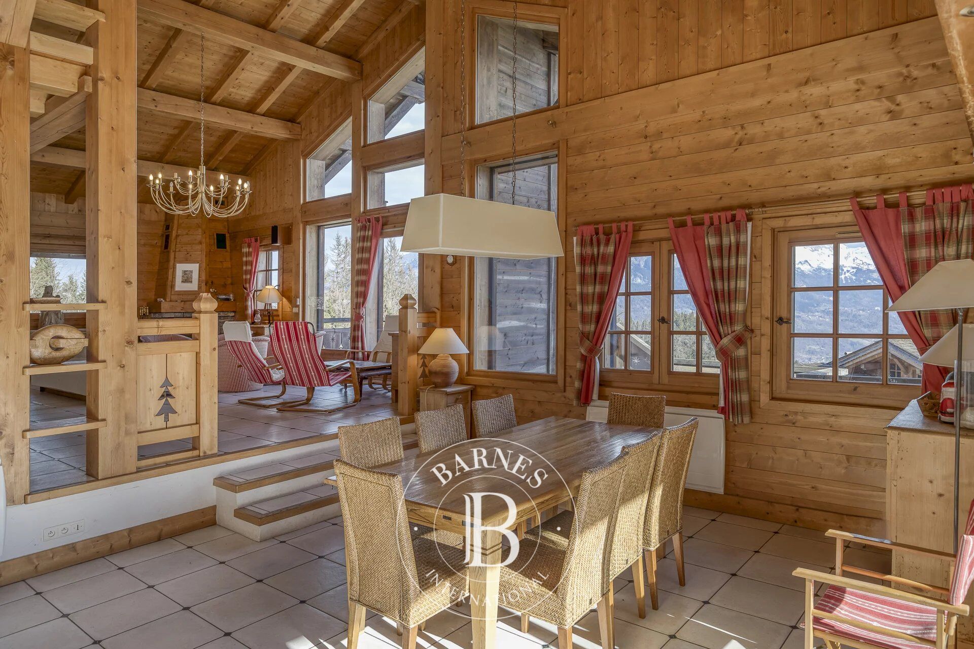 EXCLUSIVITE - COMBLOUX - GRAND CHALET FAMILIAL - VUE MONT-BLANC - picture 2