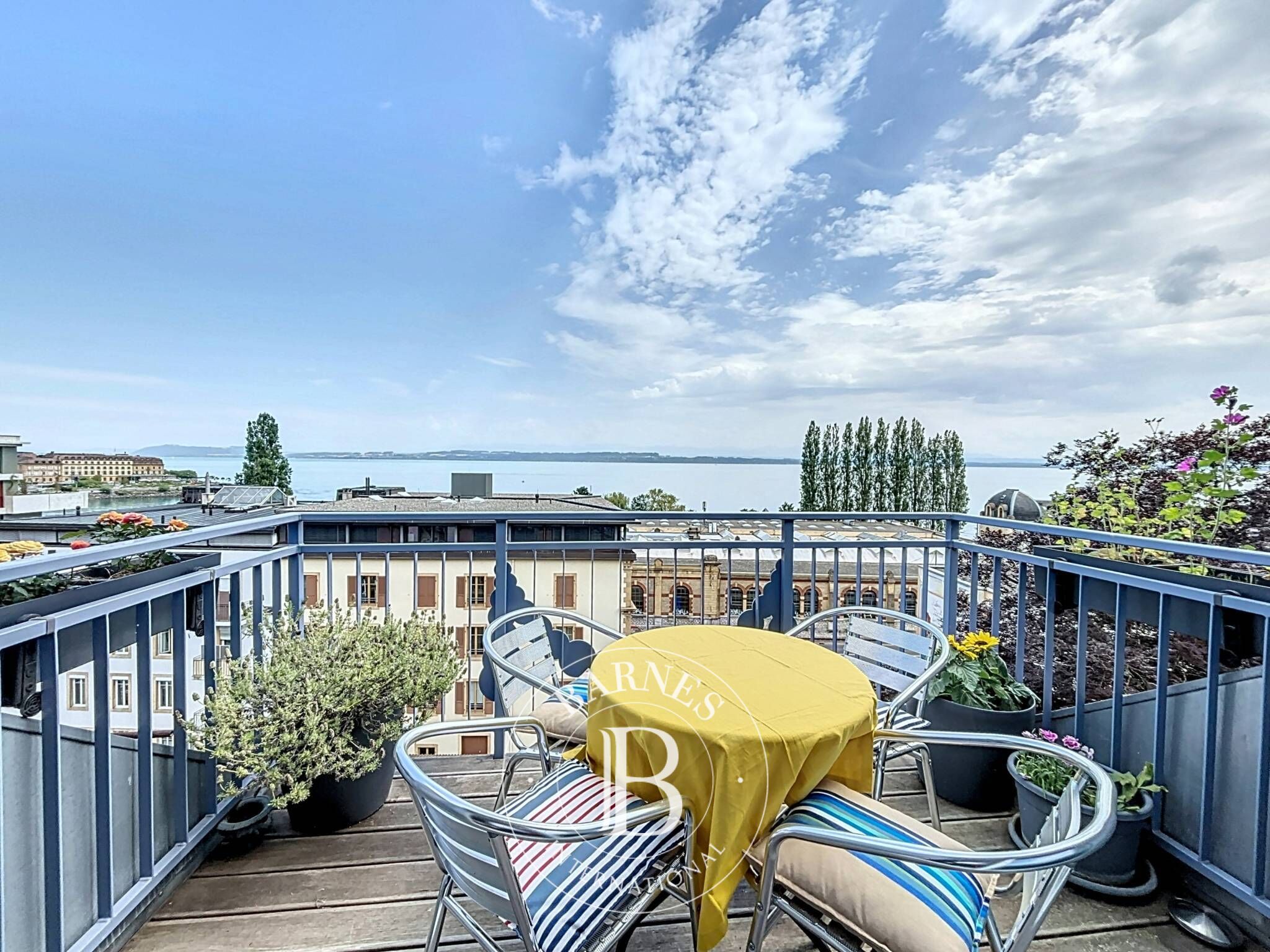 Duplex avec vue panoramique sur le lac et les Alpes - picture 1