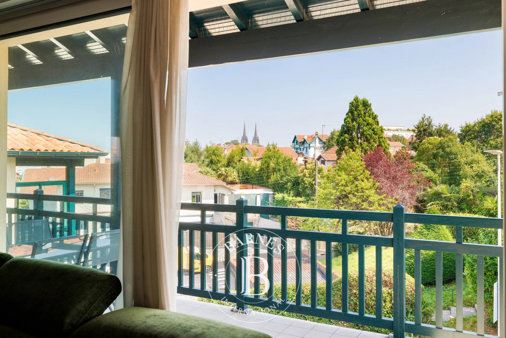 BAYONA, LES ARÈNES, APARTAMENTO DE 118 M2 CON TERRAZA - picture 1