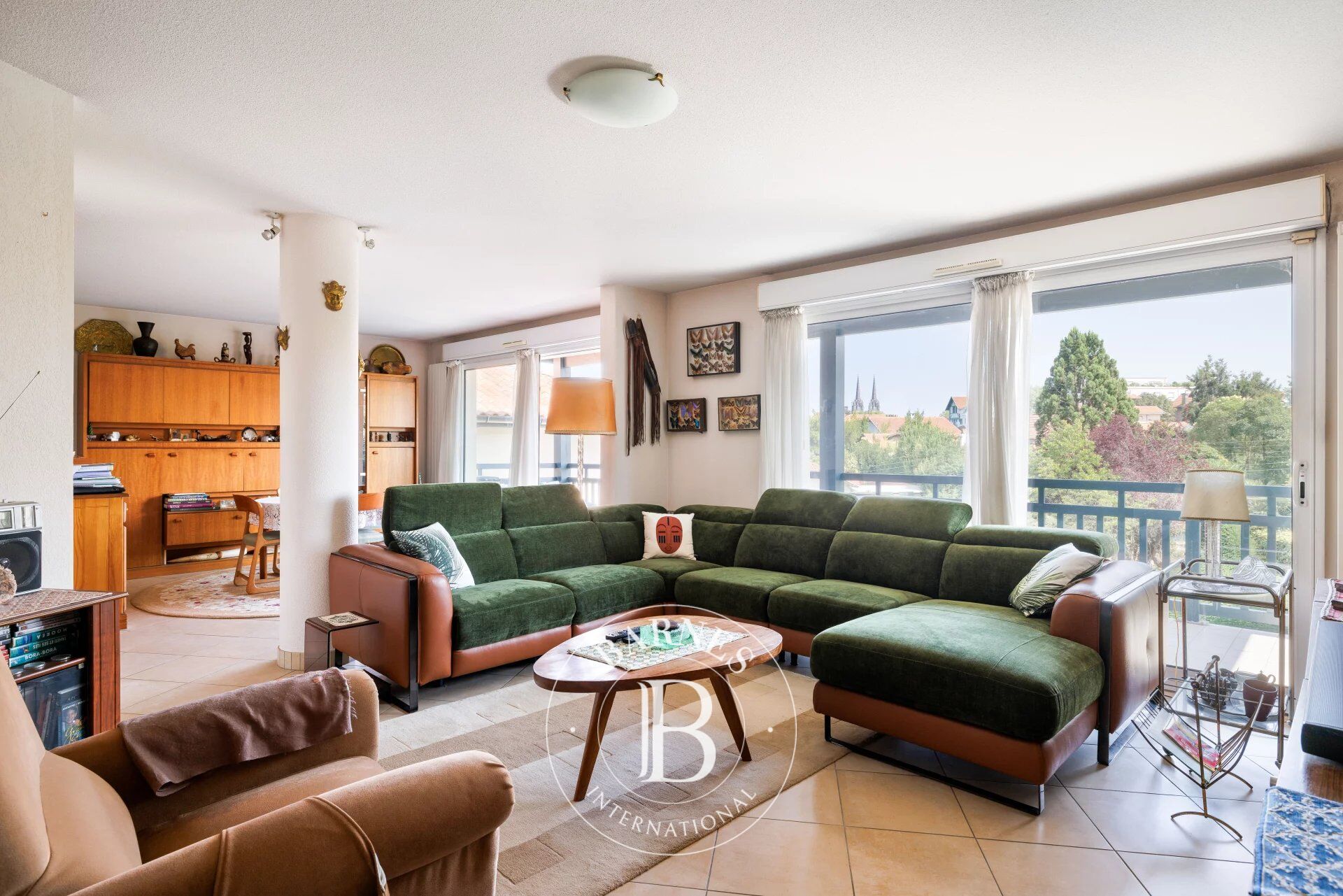 BAYONA, LES ARÈNES, APARTAMENTO DE 118 M2 CON TERRAZA - picture 2