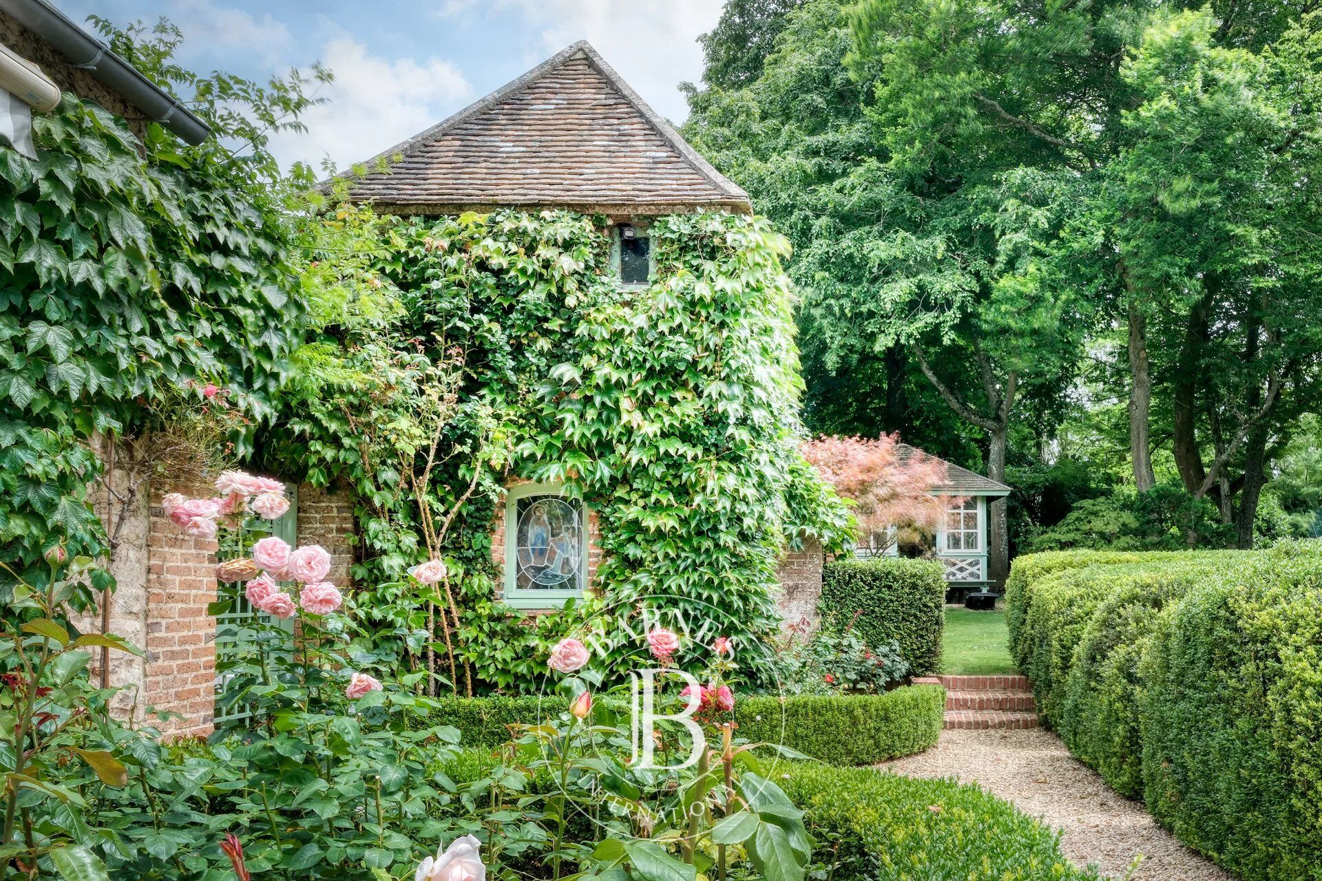 Seine-et-Marne - Propriété du XVIIIème  - Parc de 3,8 hectares - Piscine - Tennis - picture 3