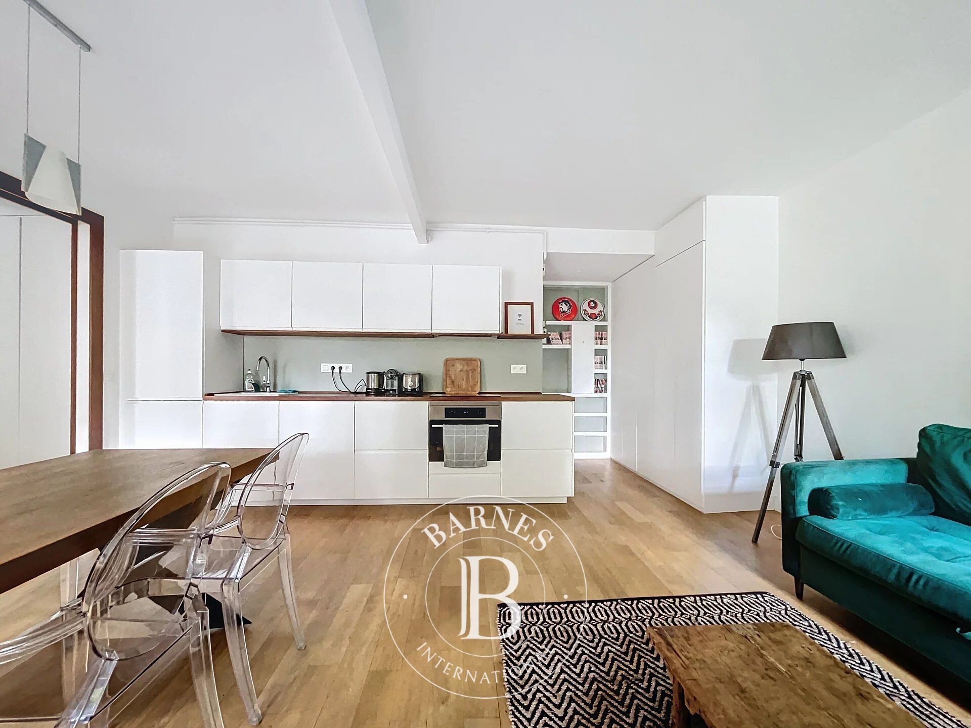 For Rent Apartment | Paris 18ème - picture 10