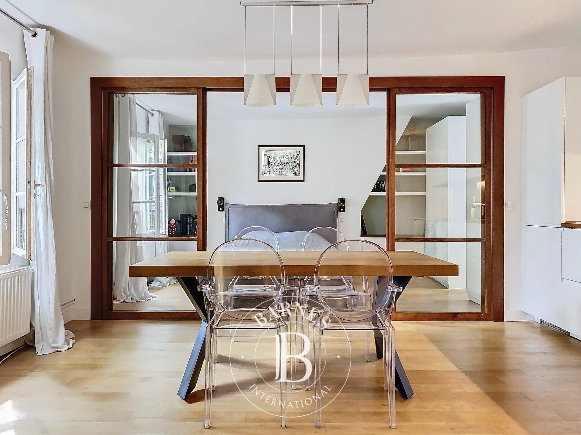 For Rent Apartment | Paris 18ème - picture 8