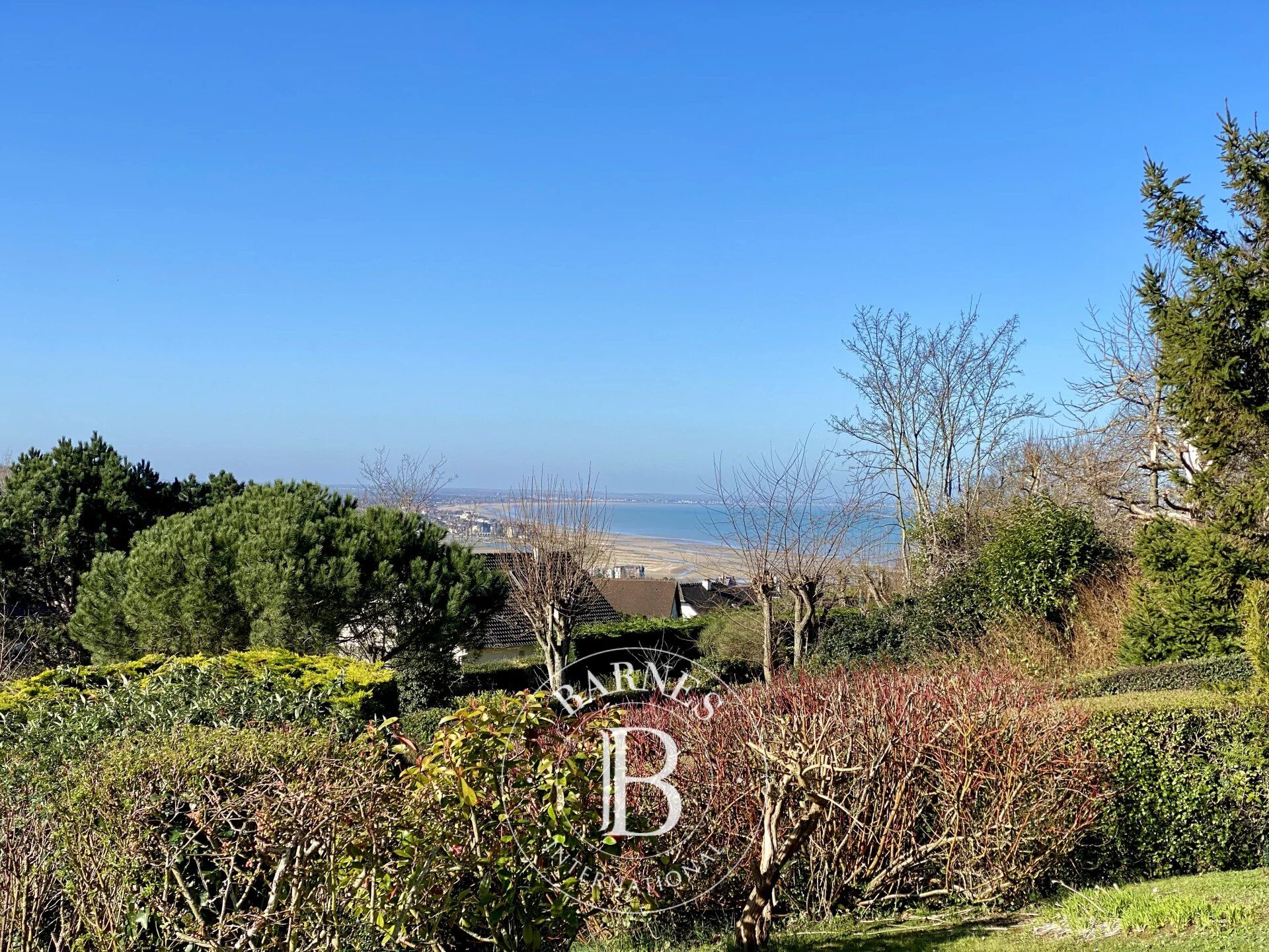 Casa Houlgate - picture 2